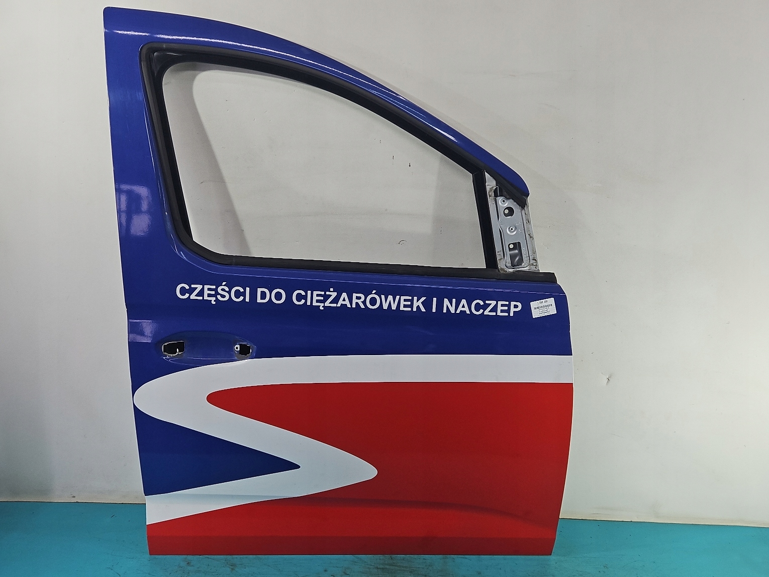DRZWI PRZÓD PRAWE VW CADDY IV 2020- LA7W