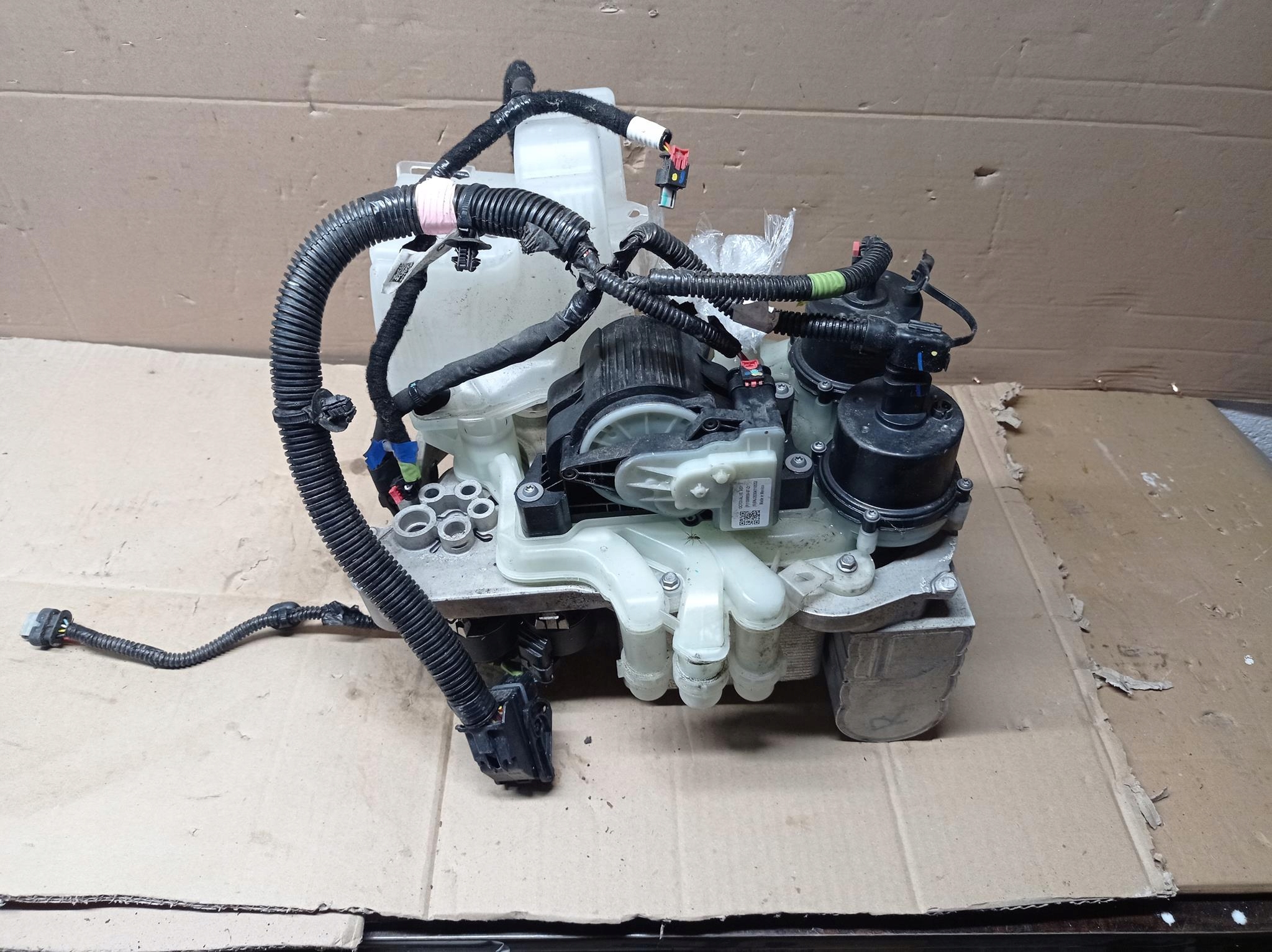 1523007-00-D - ТЕПЛОВОЙ НАСОС СИСТЕМЫ ОХЛАЖДЕНИЯ TESLA MODEL 3