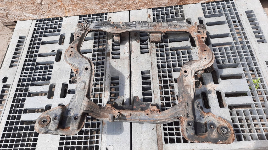 подрамник перед Hyundai атос II 1.1b 05R