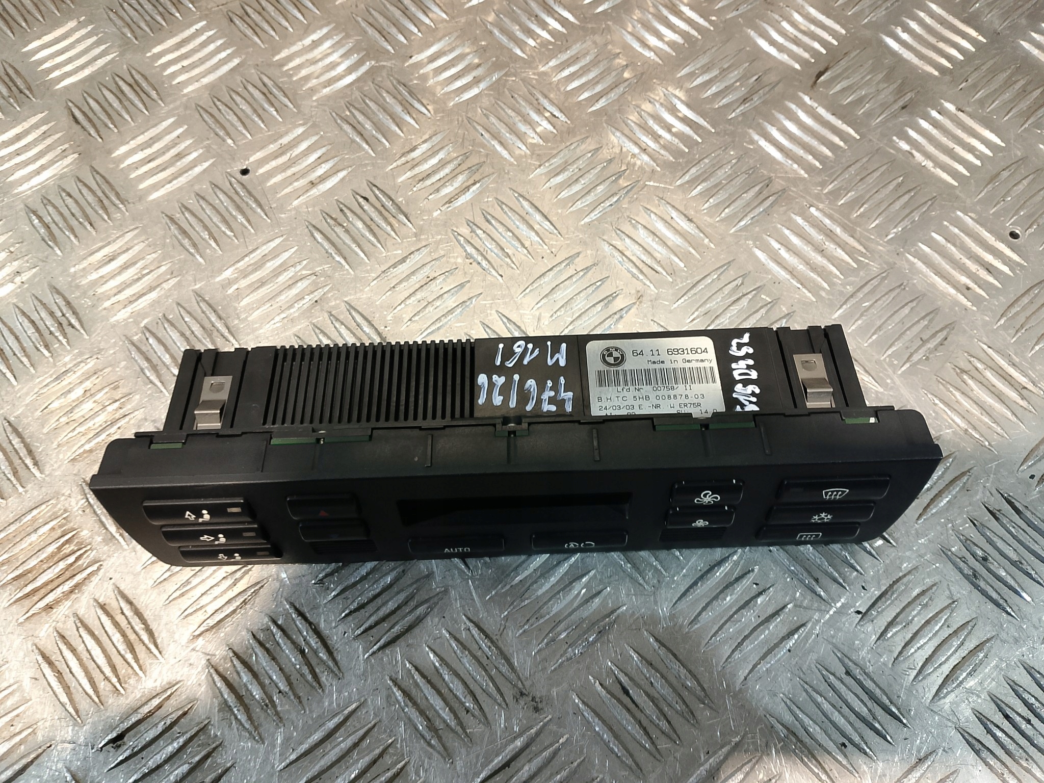 vezérlö panel a klímának BMW E46 LITF FL 64.11 6931604