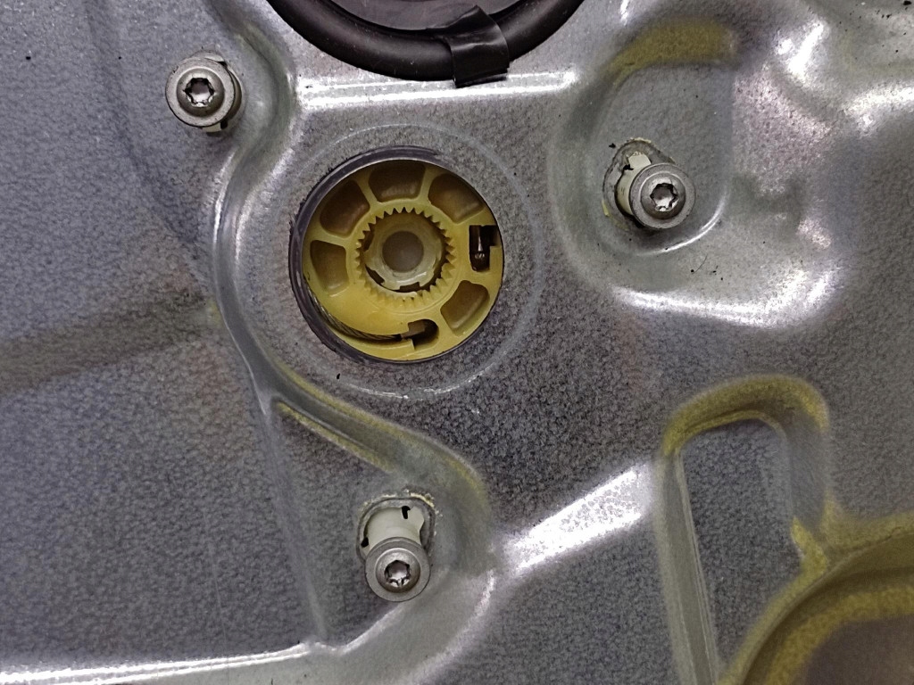 VW POLO IV window regulator right front