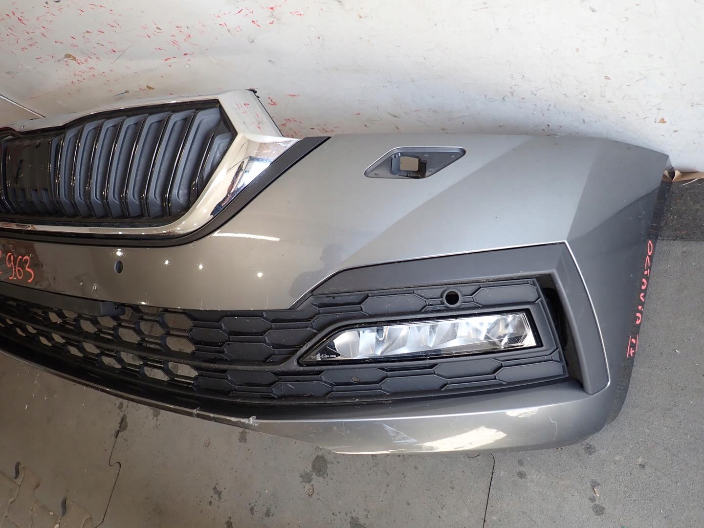 Pare choc Avant Avant SKODA OCTAVIA IV 2020