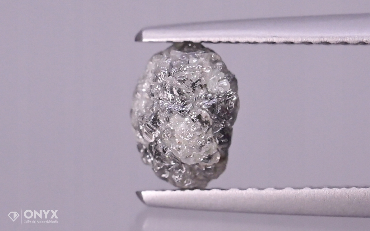 Diamant stříbrný hrudkující 7x5,5 mm