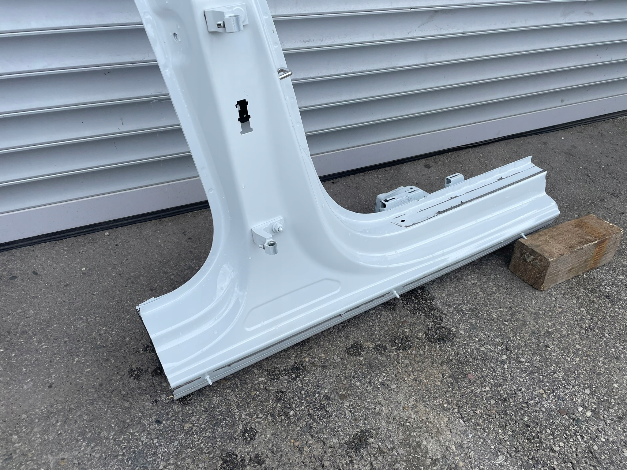 AUDI A4 B9 LIFT sedan threshold pillar right LS9R