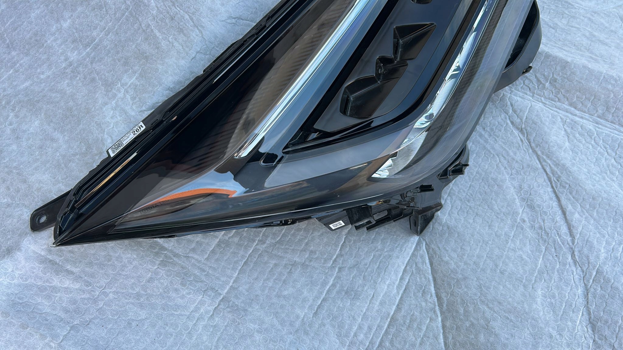 REFLEKTOR light right right front TOYOTA CHR C-HR 23- LIFT