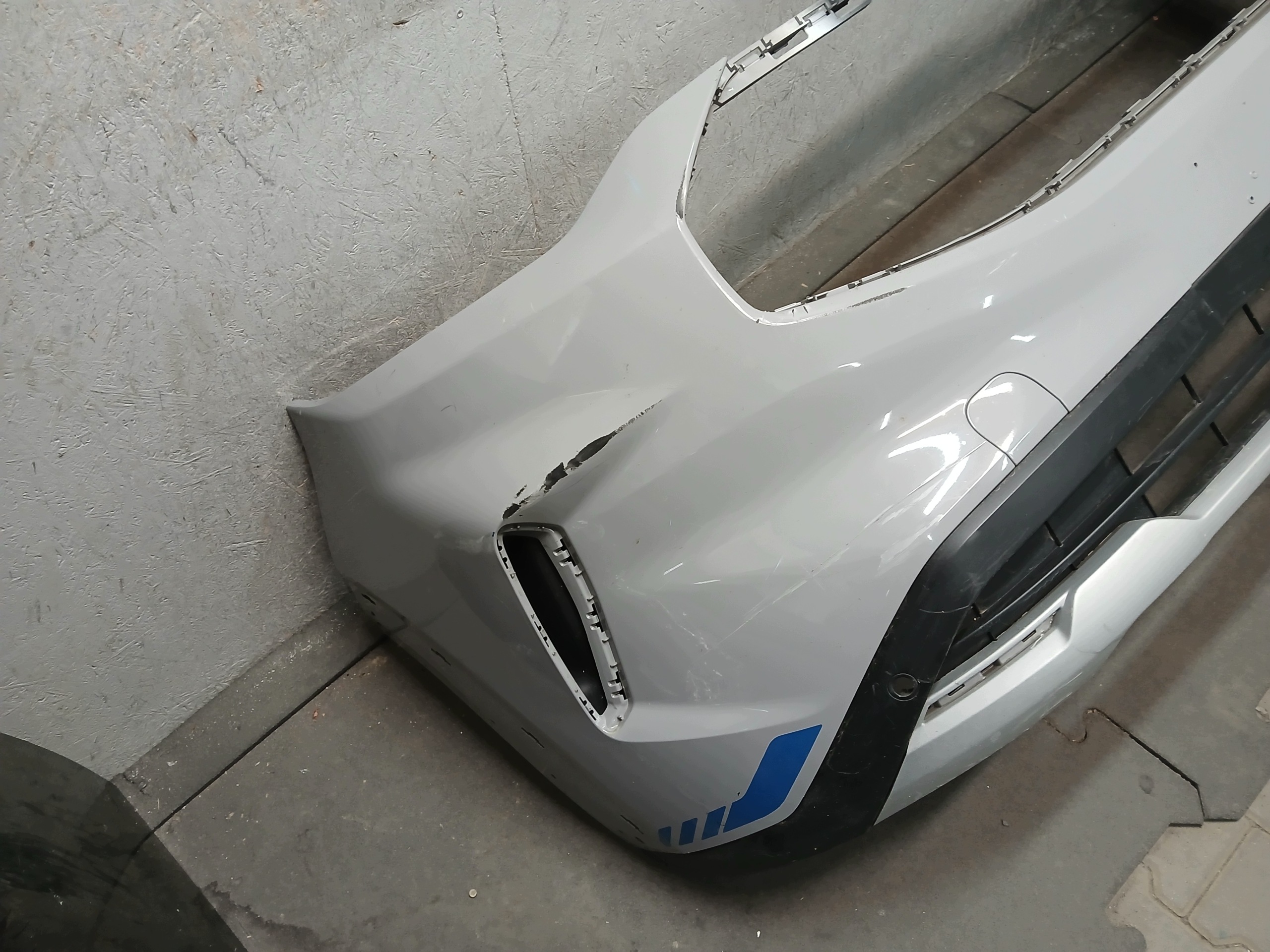 bumper front FORD TRANSIT CUSTOM MK2 23