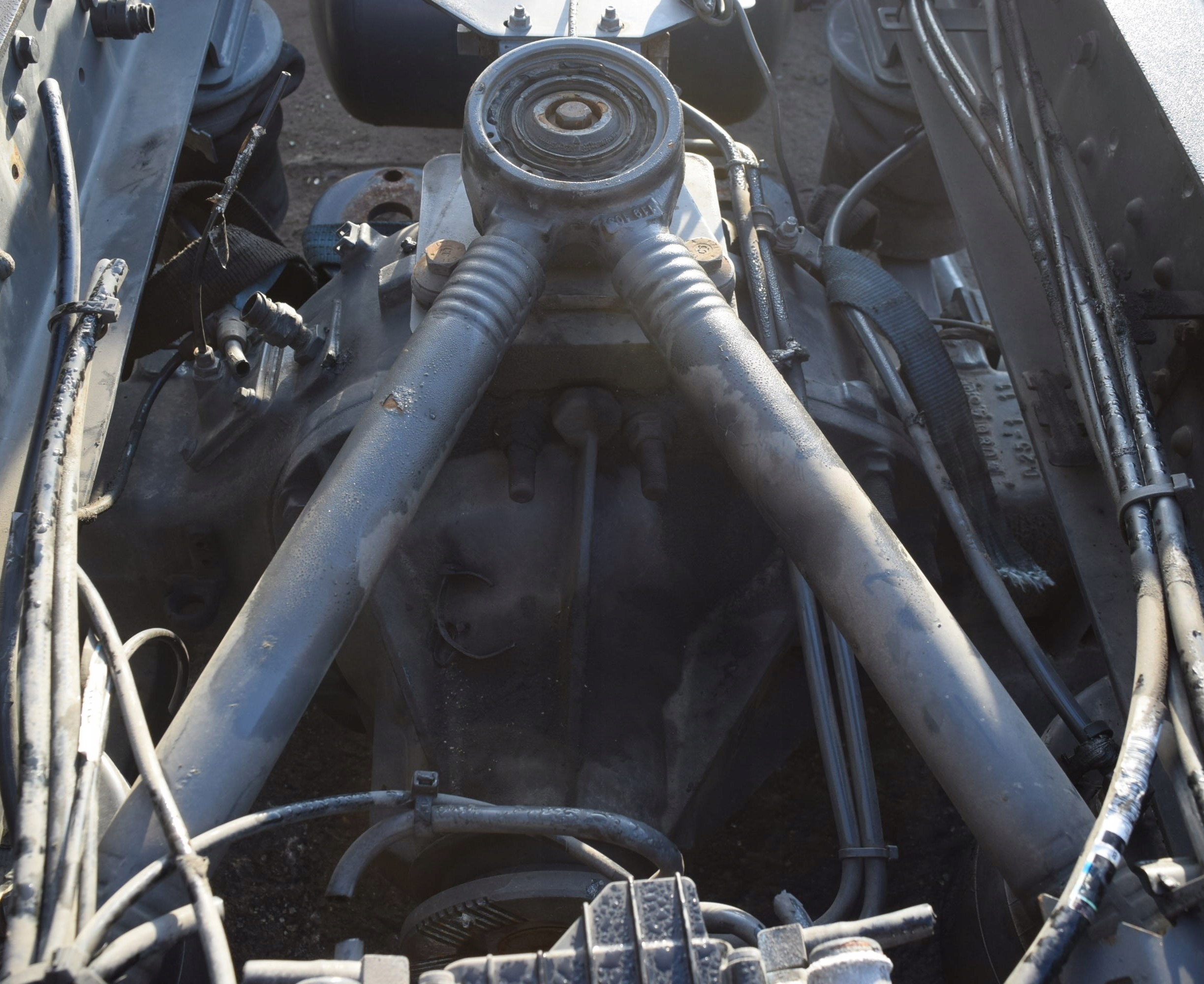 СЕРЖАНТ РЕАКТИВНЫЙ СТЕРЖЕНЬ DAF XF CF 106