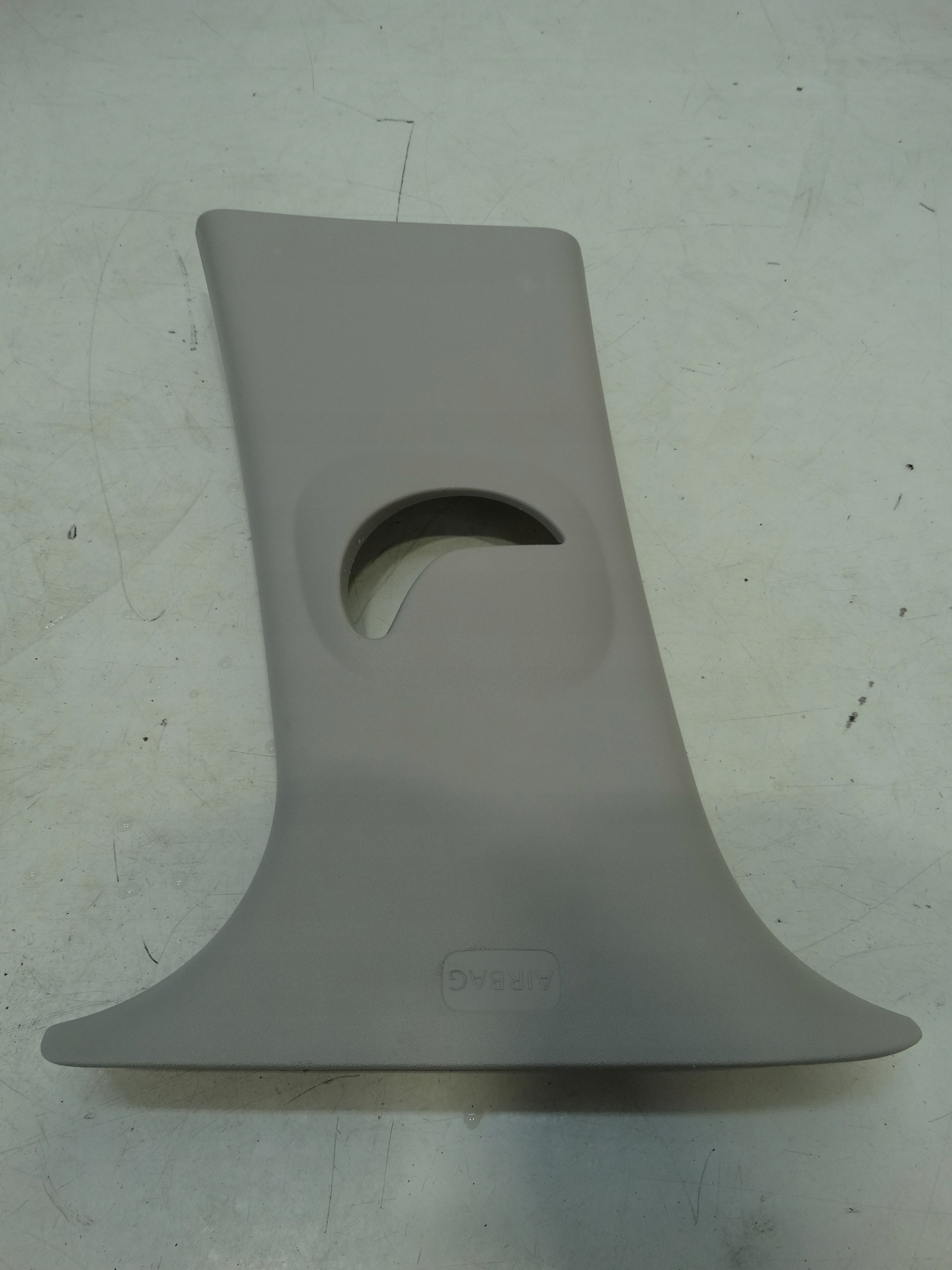 cover SLUPKA left upper CITROEN C4 CACTUS 9801352277 16R.