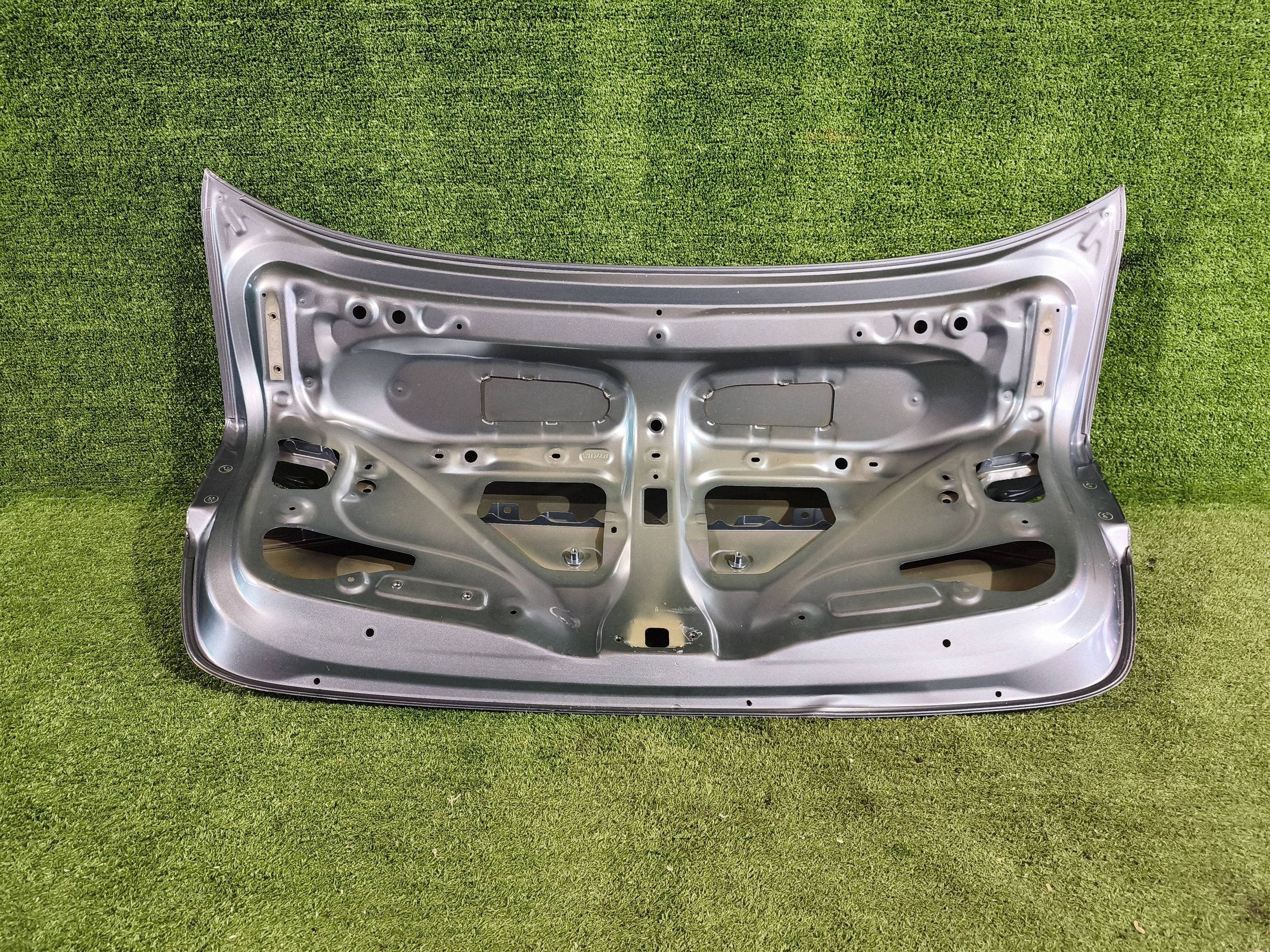 boot doors rear part boot TOYOTA COROLLA E21 sedan NR.430