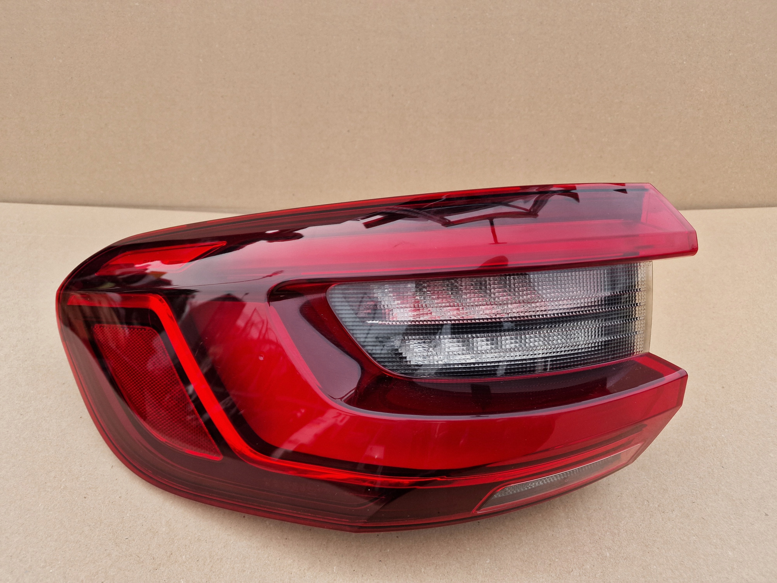 BMW X5 G05 фонарь левый 2SK013396