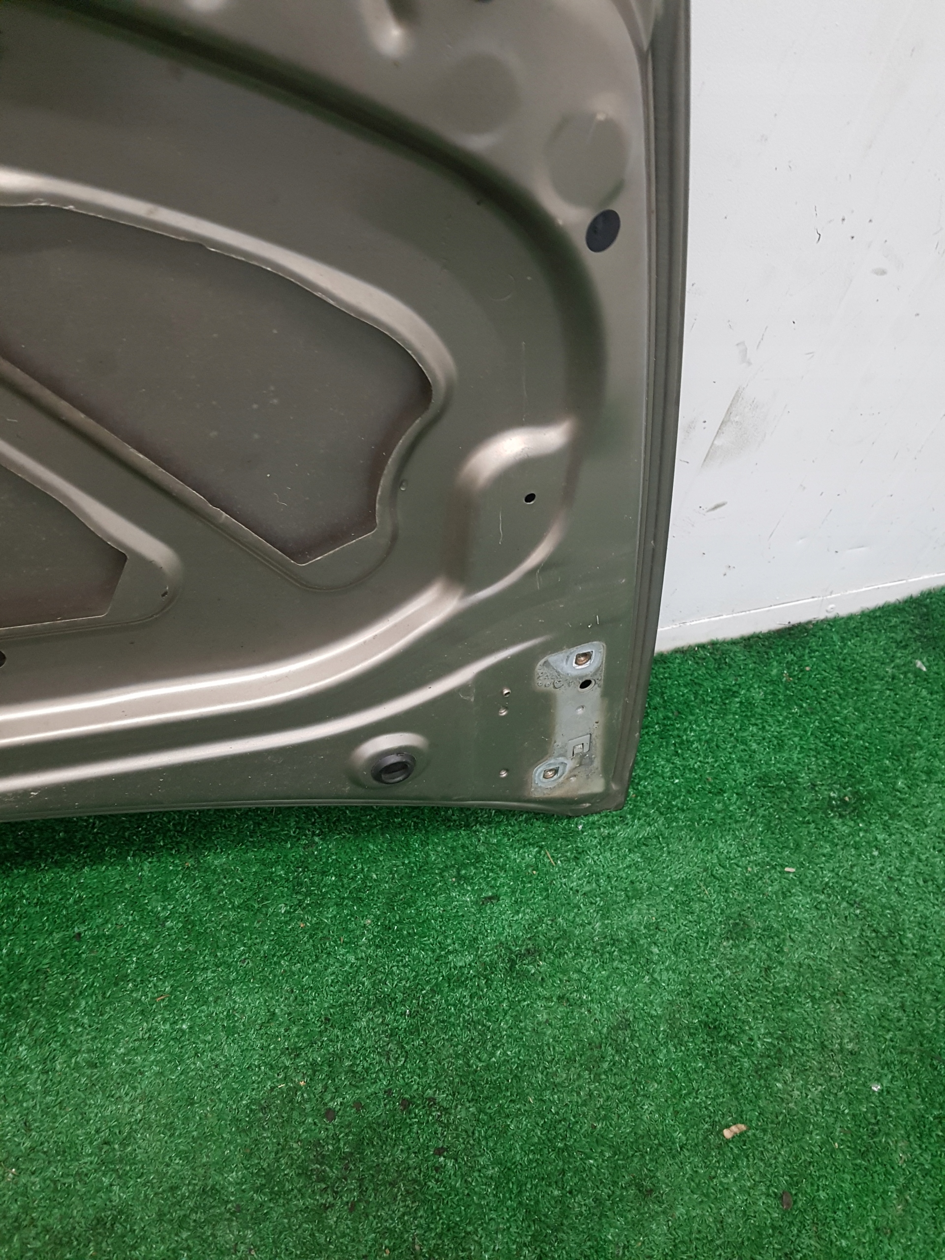 Capot LIFT RENAULT CLIO 3 2009 TEHNK