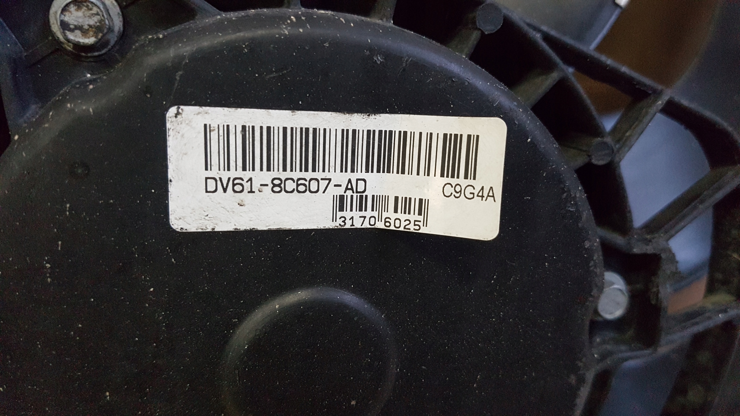 LÜFTER FORD CONNECT 13-22 DV61-8C607-AD