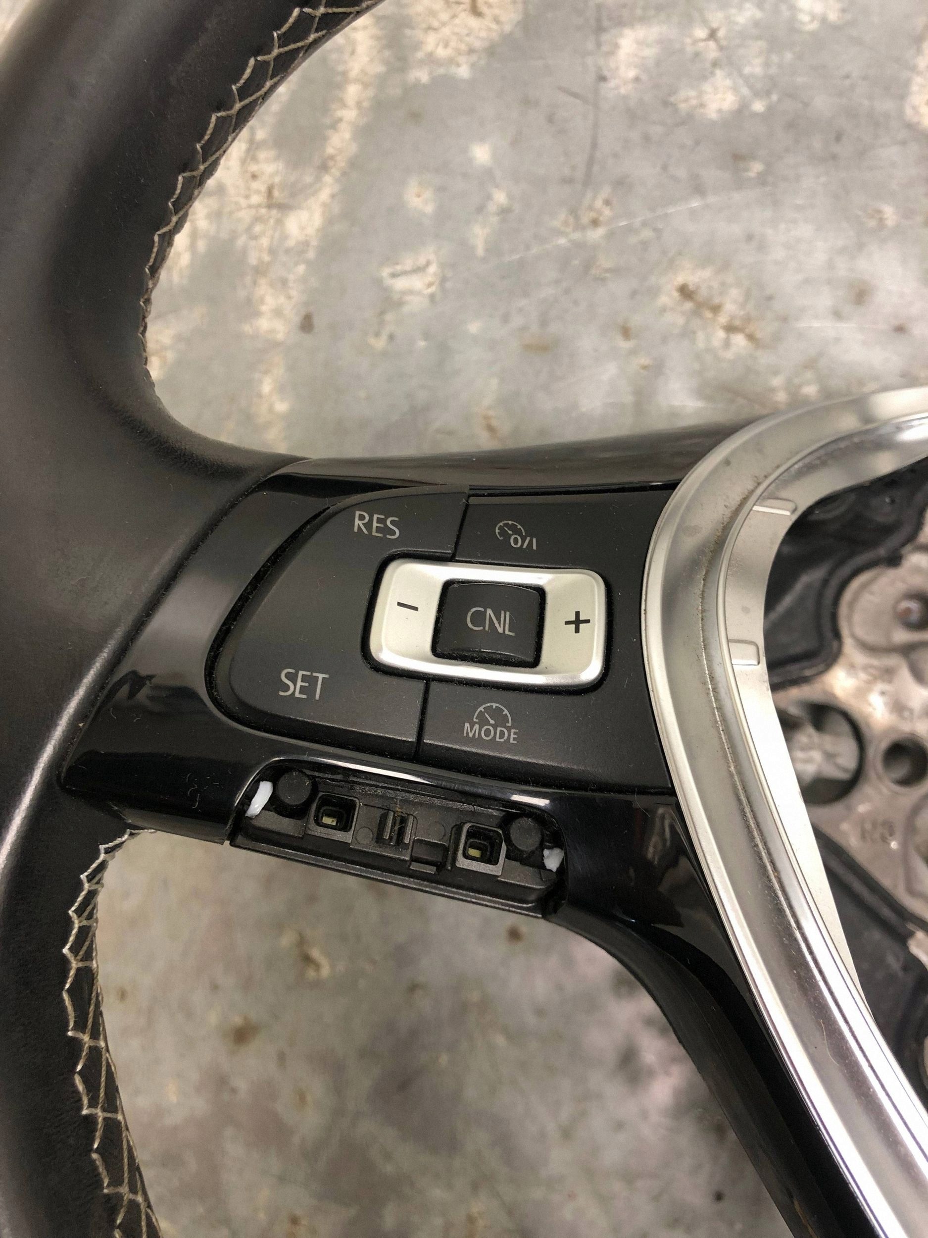 steering wheel, leather MULTIFUNKCJA VW GOLF VII KOMBI 5G0419091