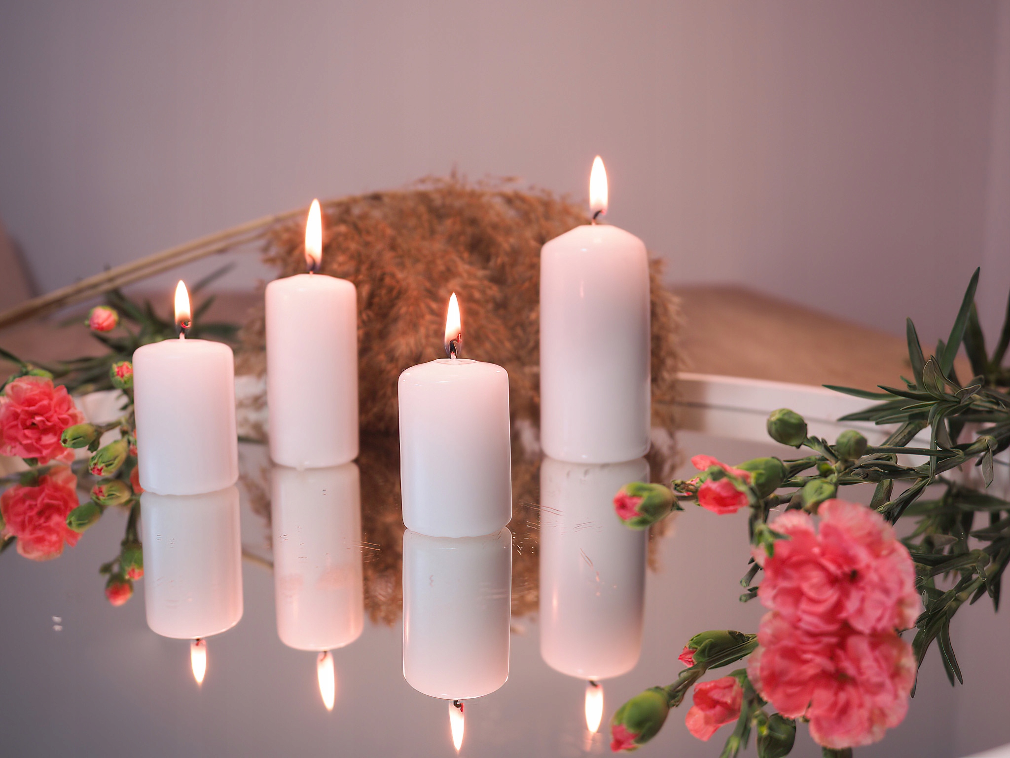 ŚWIECA BIAŁA ŚWIECZKI BRYŁOWA ŚWIECE WALEC 8CM WESELE KOMUNIA CHRZEST 4SZT Marka Aura