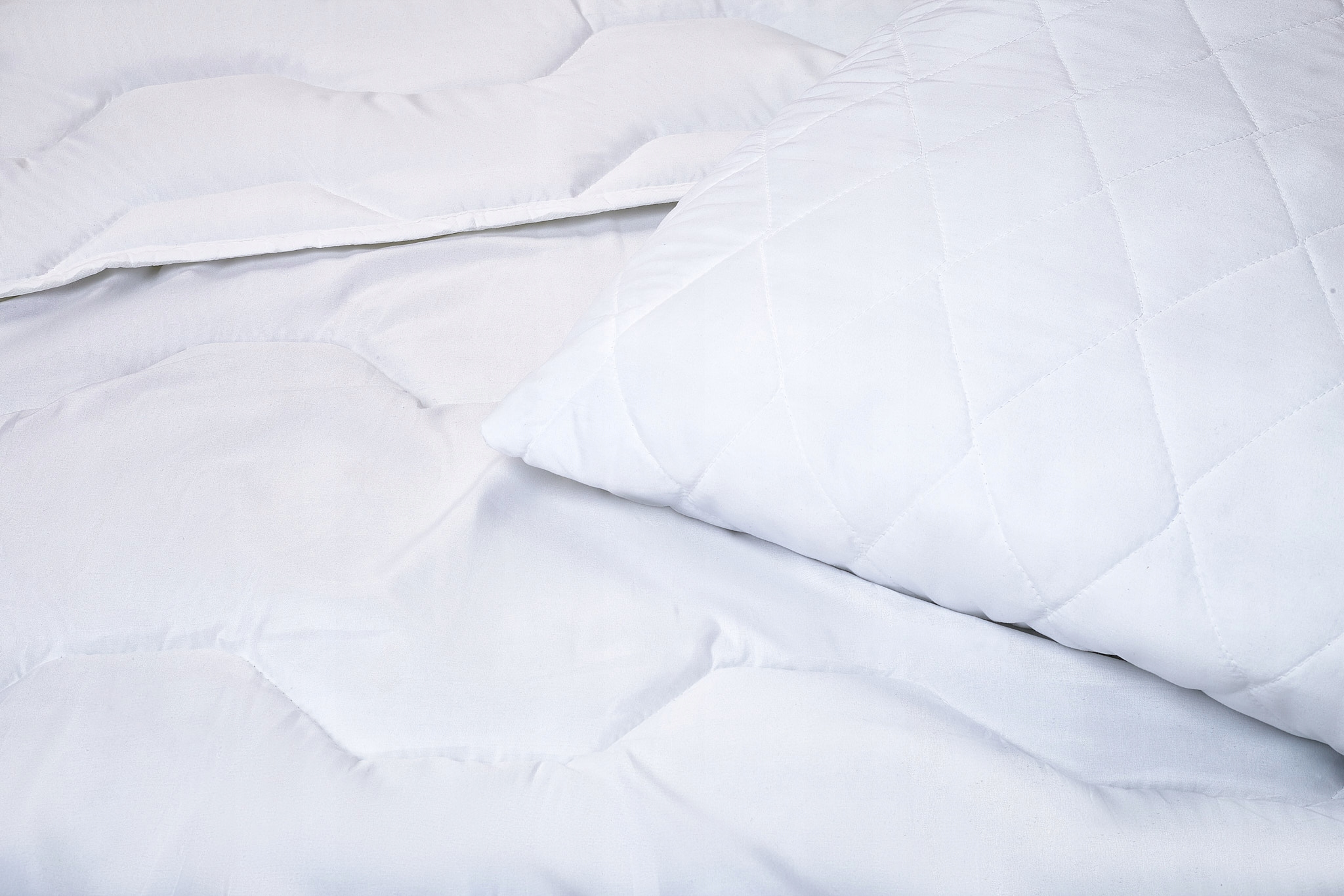 KOŁDRA 160X200 Całoroczna miękka Antyalergiczna Długość 1600 cm