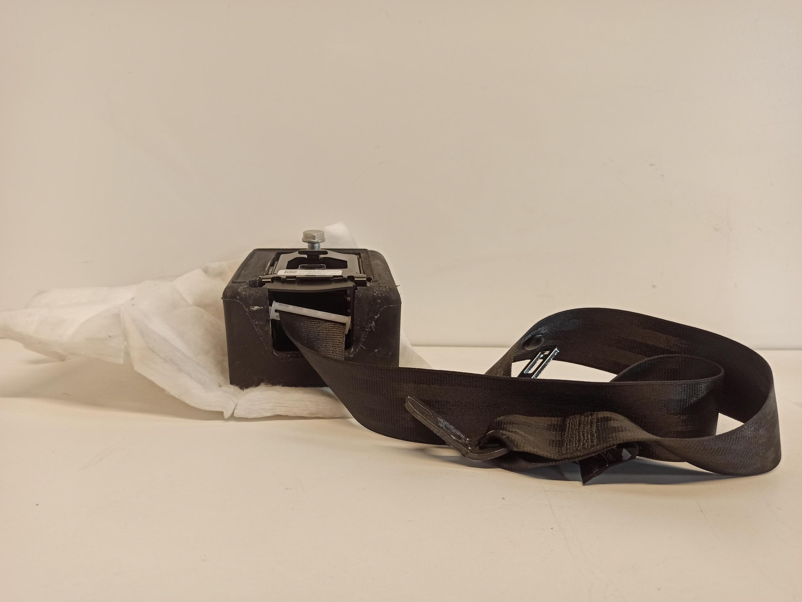 AUDI A7 4g ремінь безпеки задній 4g8857805g