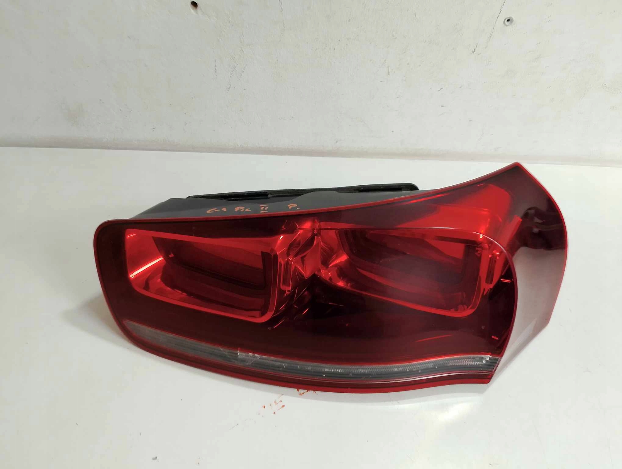 CITROEN C4 PICASSO II LAMPA PRAWA TYŁ LED