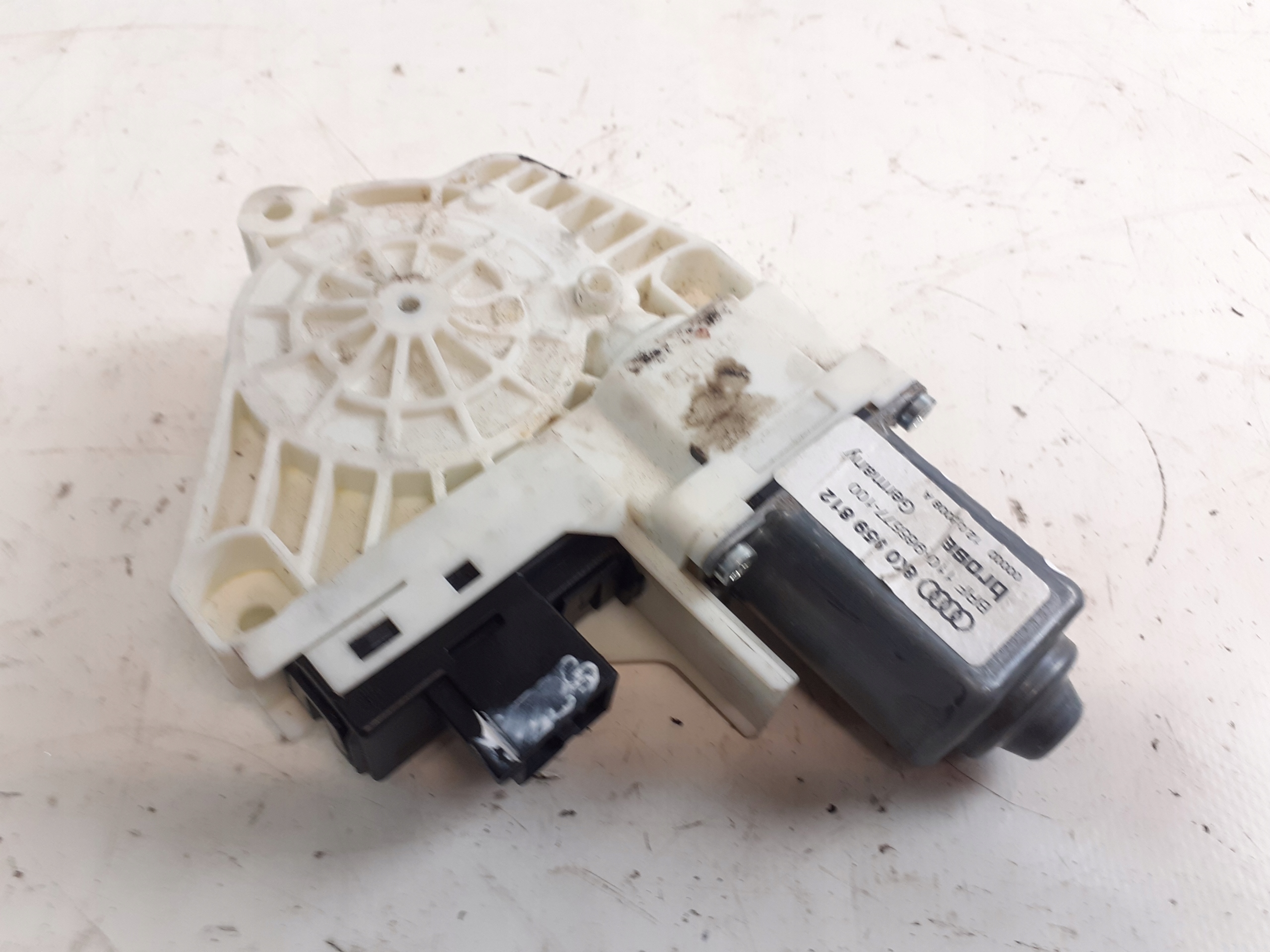 mini motor windows right rear part AUDI 8K0959812 A4 B8