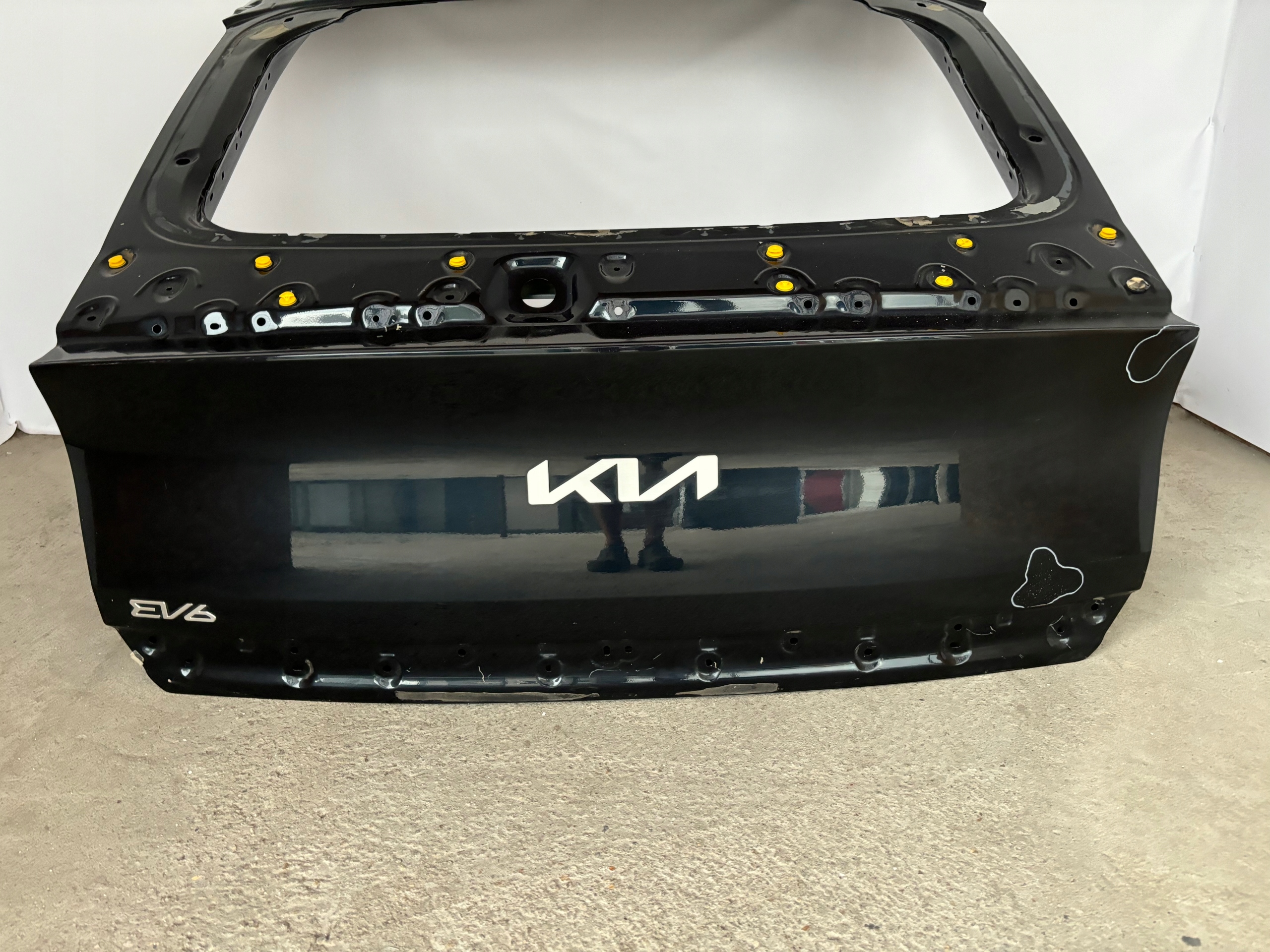 KIA EV6 KLAPA BAGAŻNIKA TYLNA TYŁ POZNAŃ (==GIEŁDA==) Producent części Kia OE