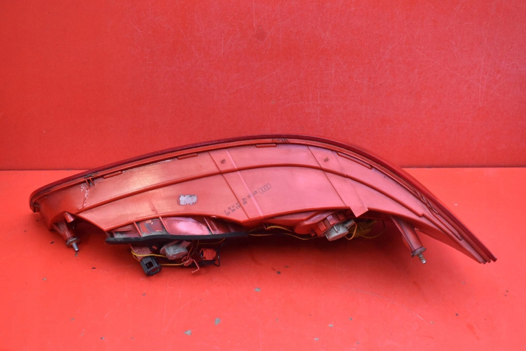 light left rear part rear 4L0945093 AUDI Q7 4L 05-09