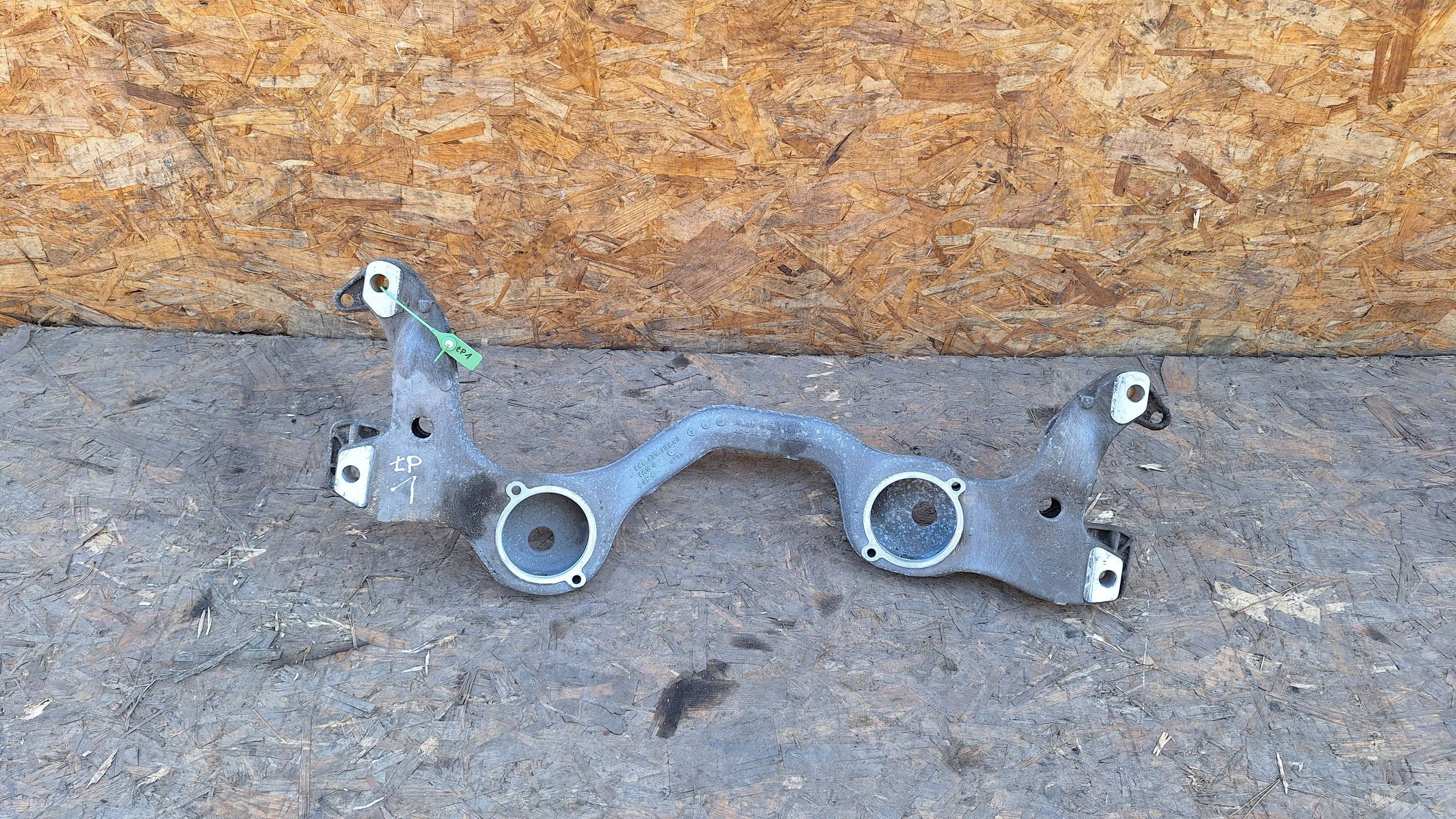 sider engine mount 94837530903 PORSCHE CAYENNE S and 7L LIFT 4.8B