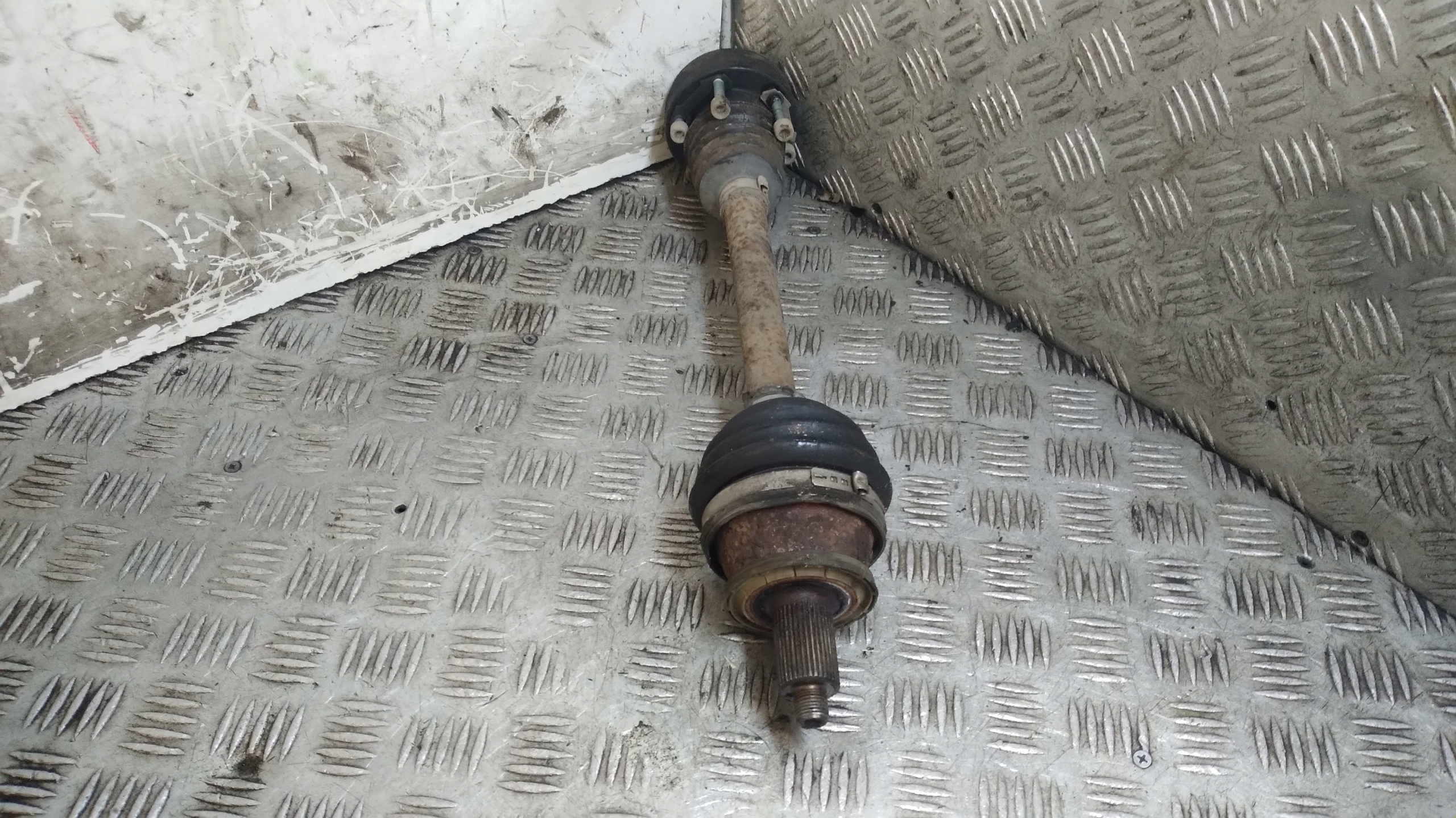 semi-axis semi-axis left front SKODA FABIA 1
