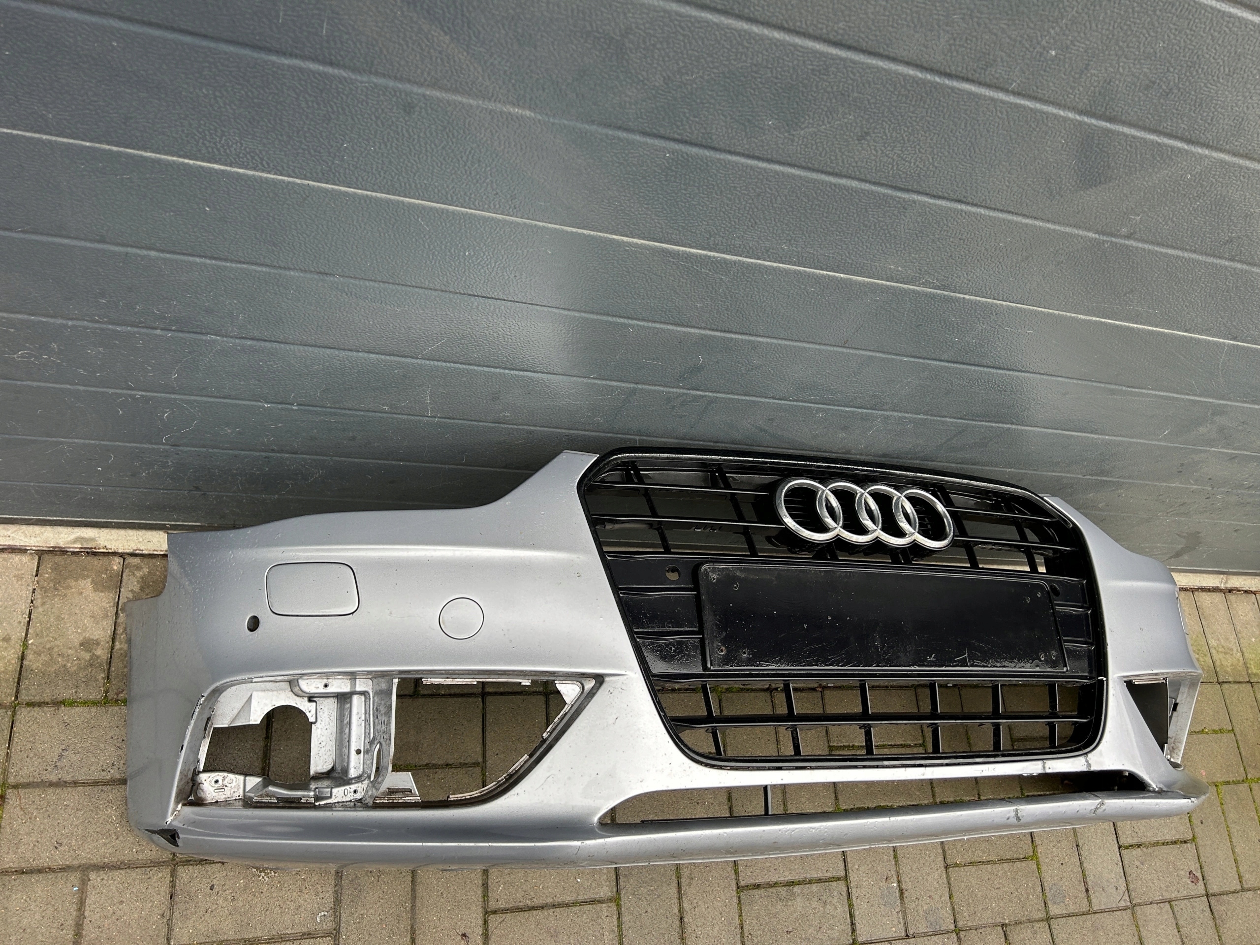 Audi A4 8K LIFT 12- nárazník předek