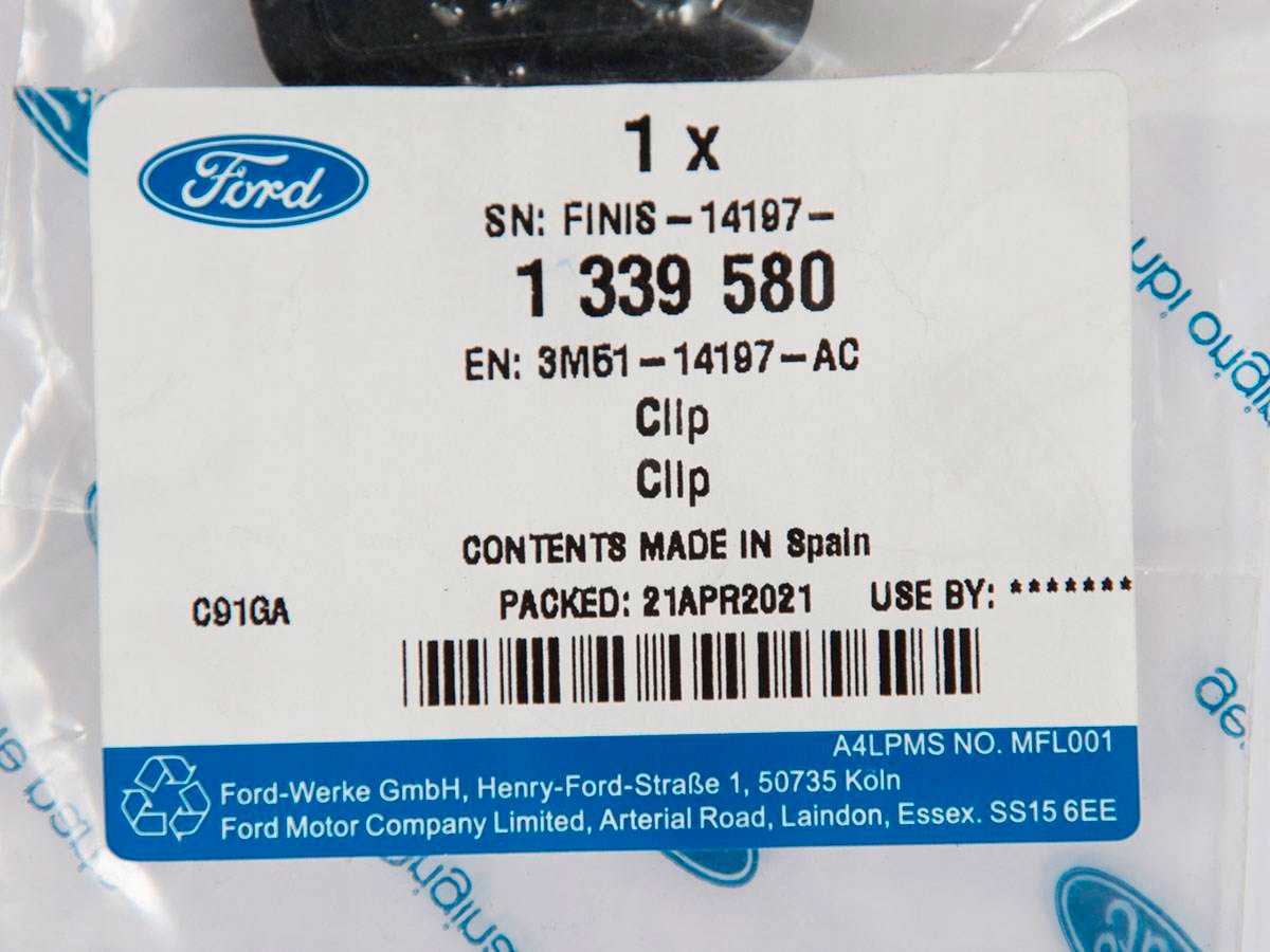 ZACISK OSŁONY PRZECIWSŁONECZNEJ DRZWI TYŁ FOCUS Jakość części (zgodnie z GVO) O - oryginał z logo producenta pojazdu (OE)