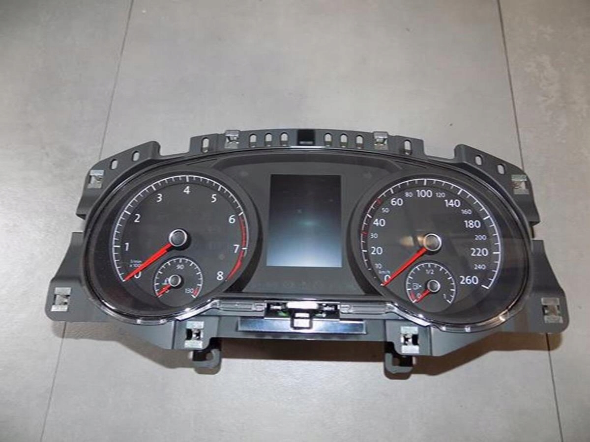 VW GOLF VII 7 1.4 TSI dials 5G1920640A