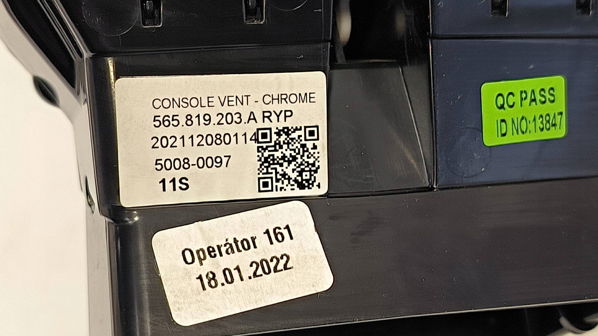 grid 565819203A SKODA KAROQ LIFT