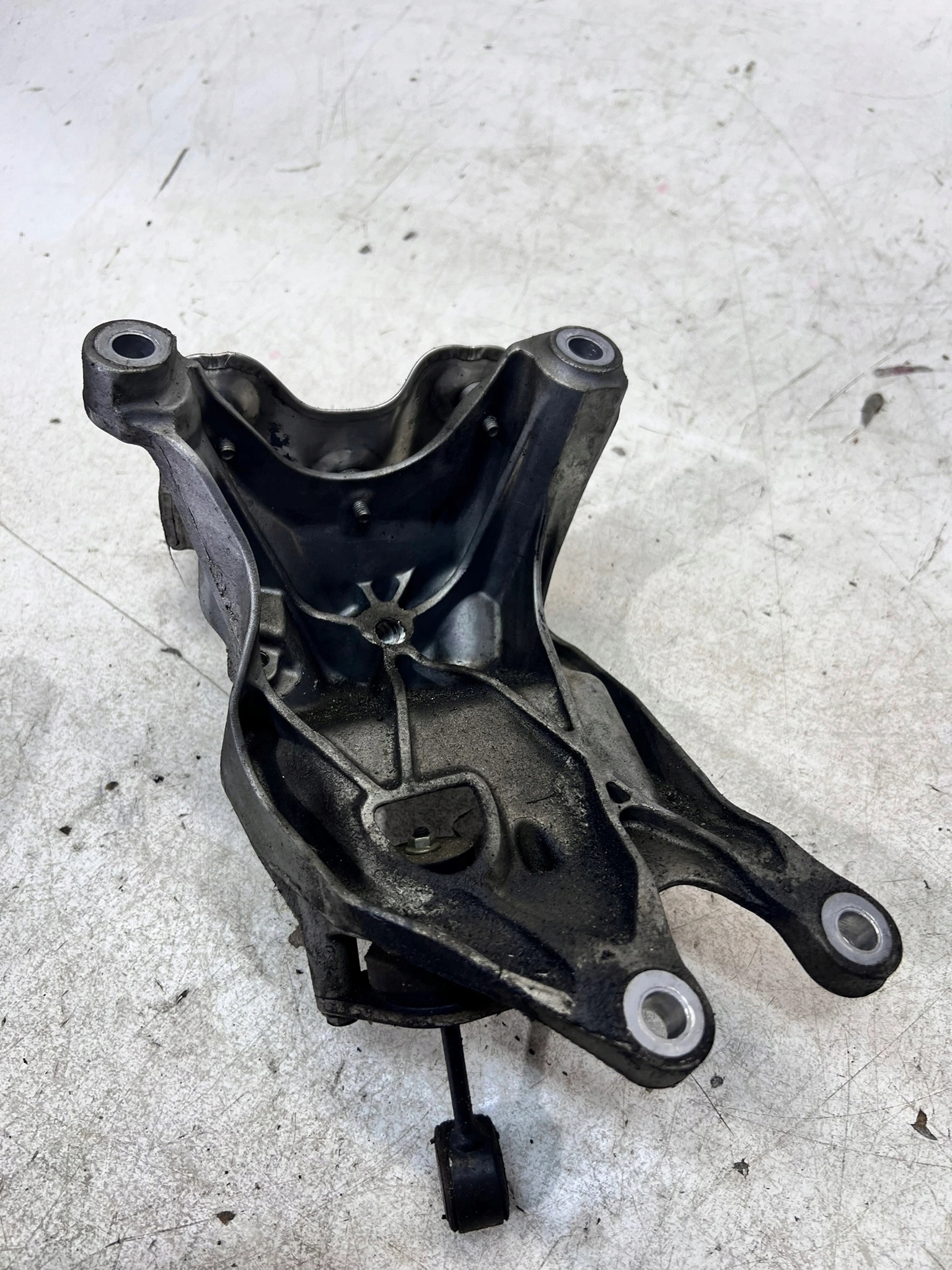 holder engine mount right AUDI A6 C8 3.0 TDI 4M0199308BM