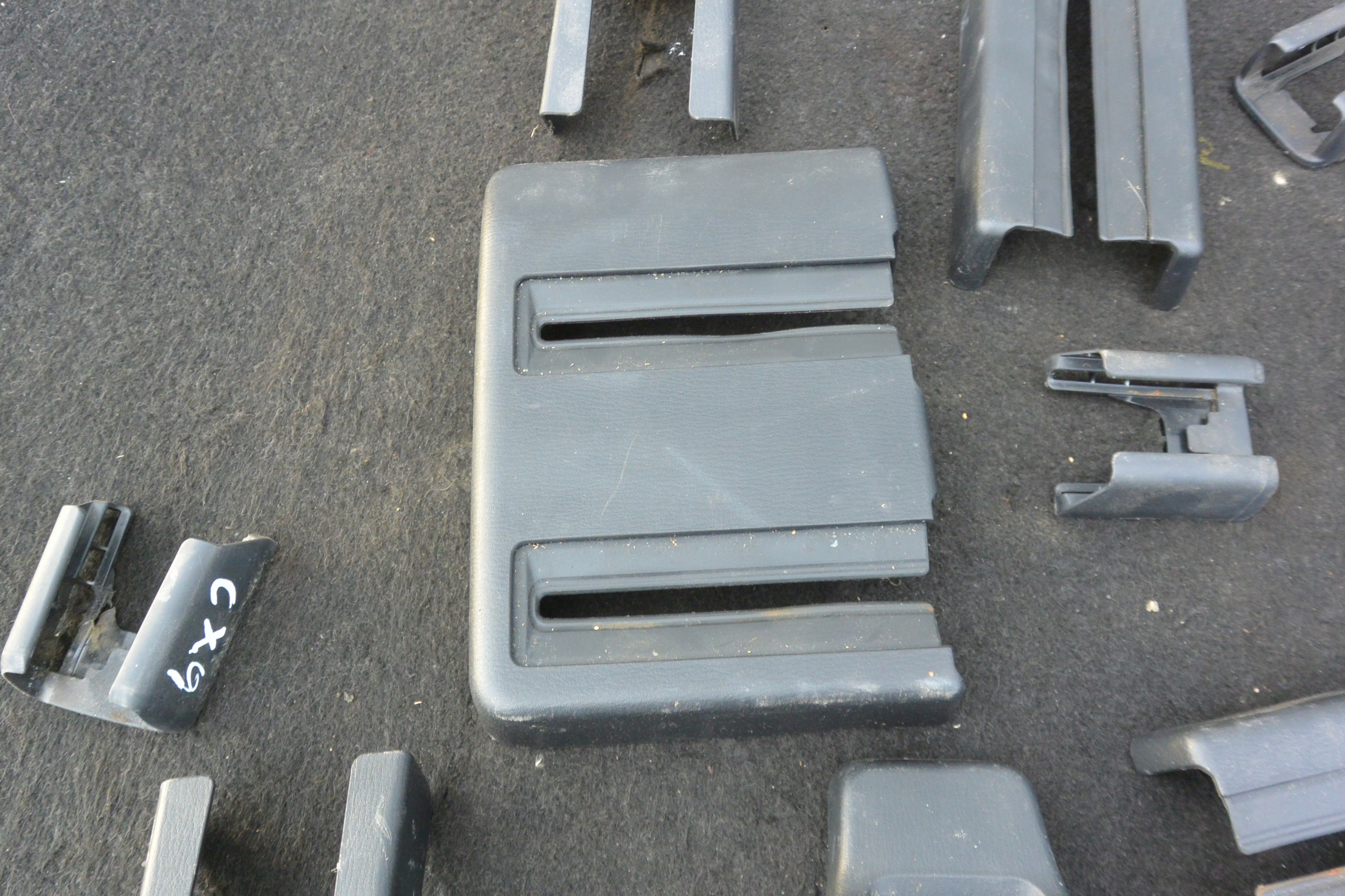 BLENDE ABDECKUNG SZYN SITZ KPL 7 MIEJSC MAZDA CX9 EU