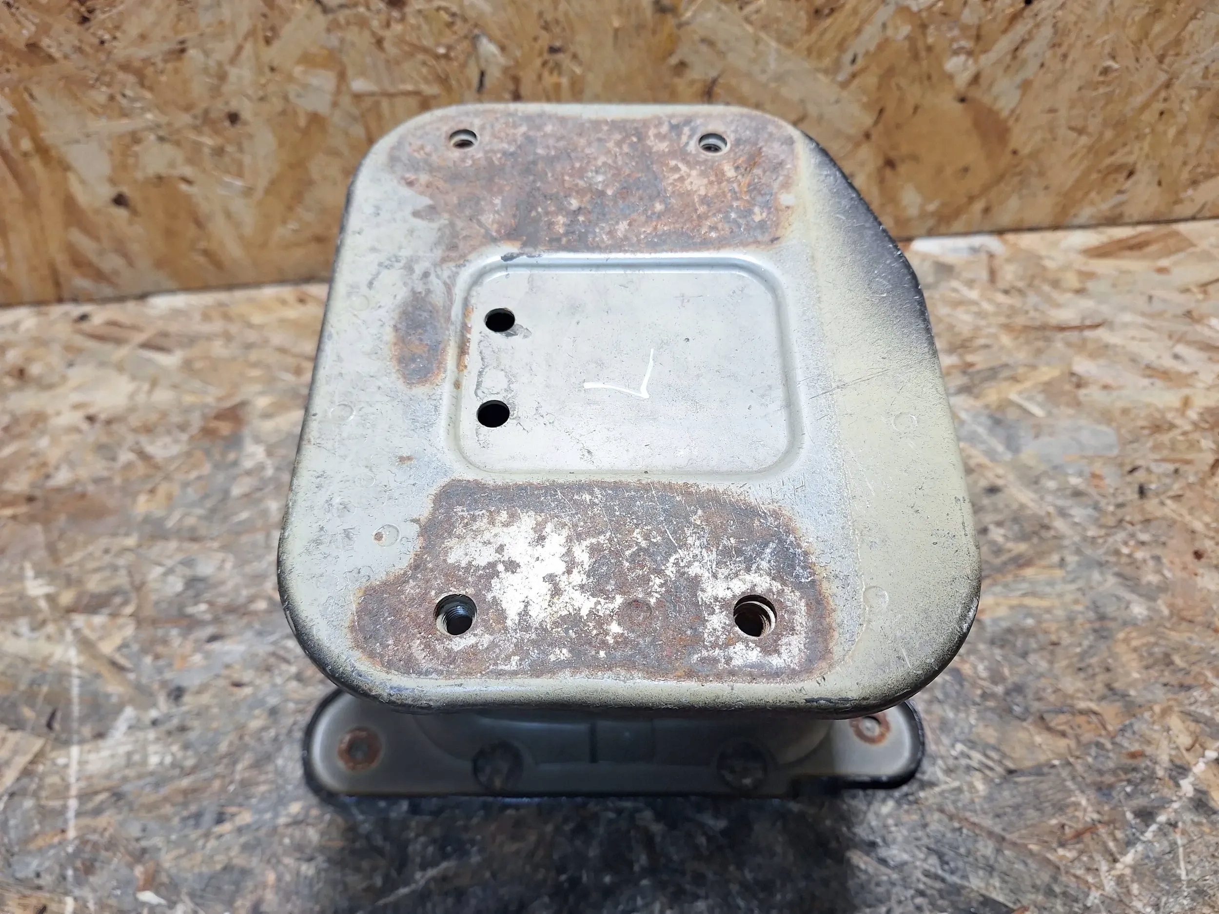 .beam tip left front CHEVROLET CAPTIVA ANTARA 06