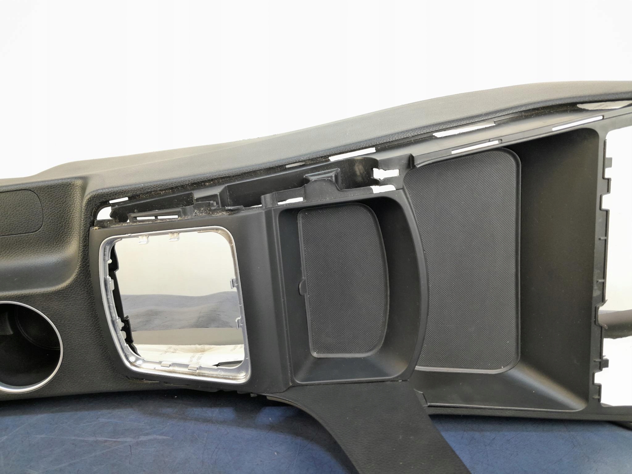 Hyundai I30 II тунель середина 84610-A6000