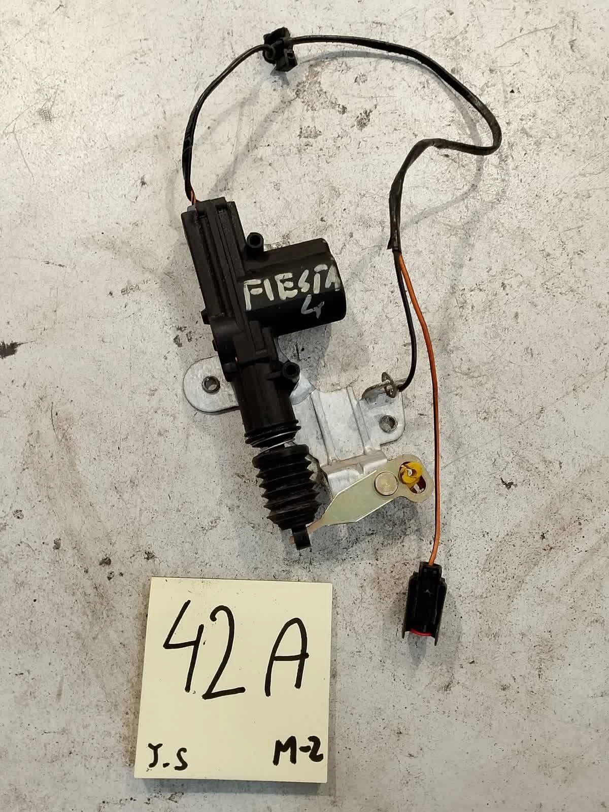 SIŁOWNIK ZAMKA KLAPY FORD FIESTA 96FG432A98AB GENUINE