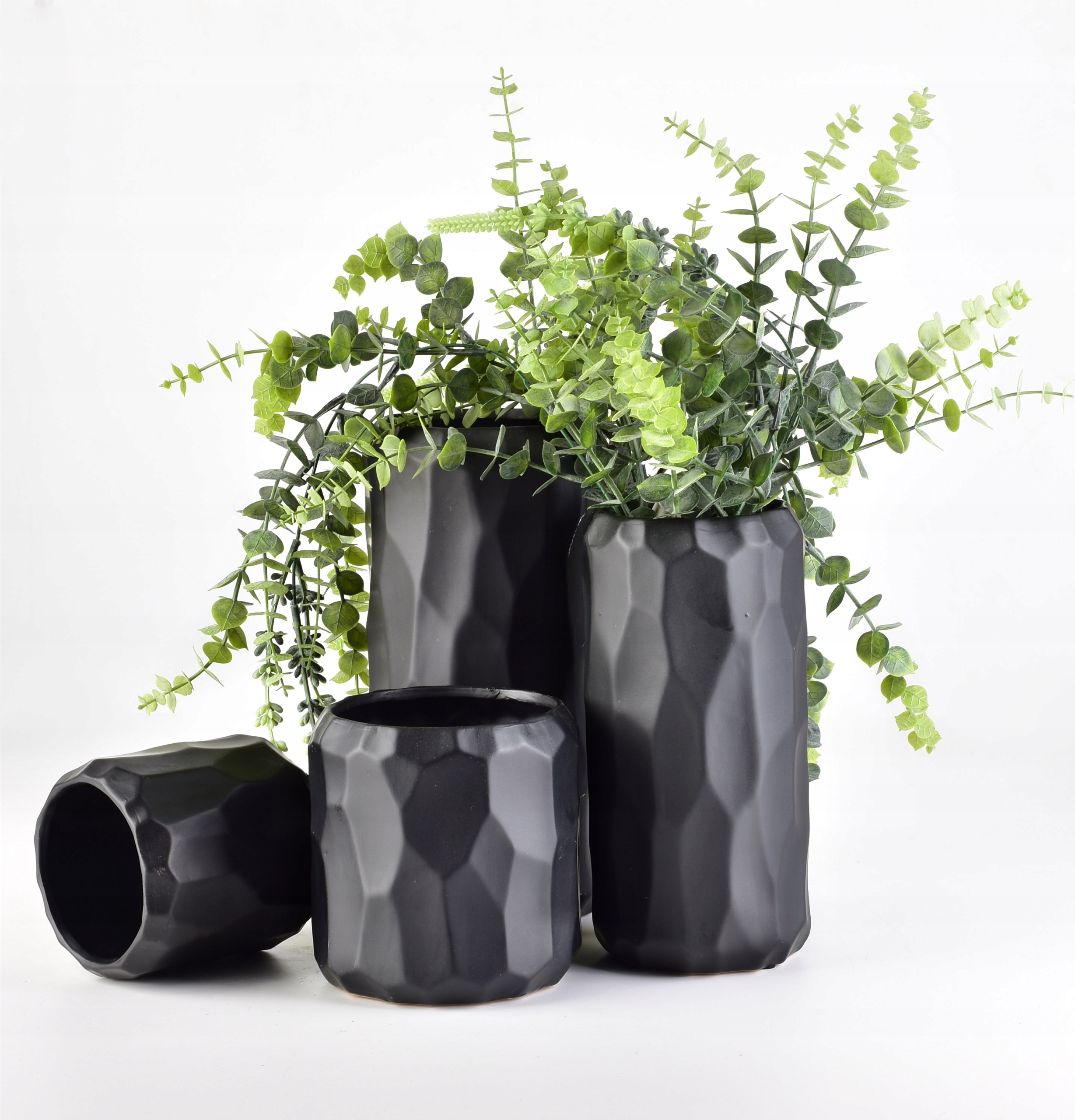 Wazon ceramiczny BABETTE BLACK czarny mat 13x26cm EAN (GTIN) 5902643397644