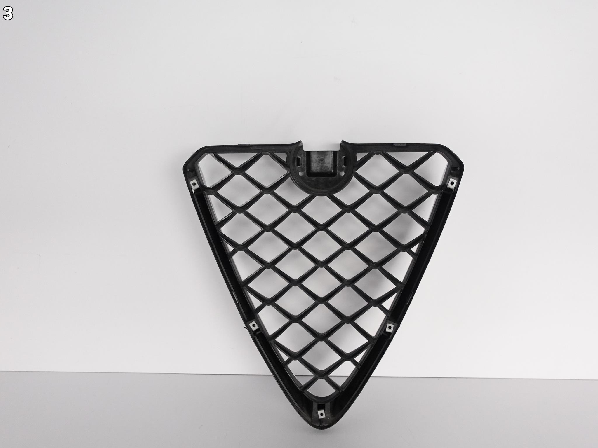 ALFA ROMEO STELVIO QUADRIFOGLIO Q4 GRILL ATRAPA Typ samochodu Samochody osobowe