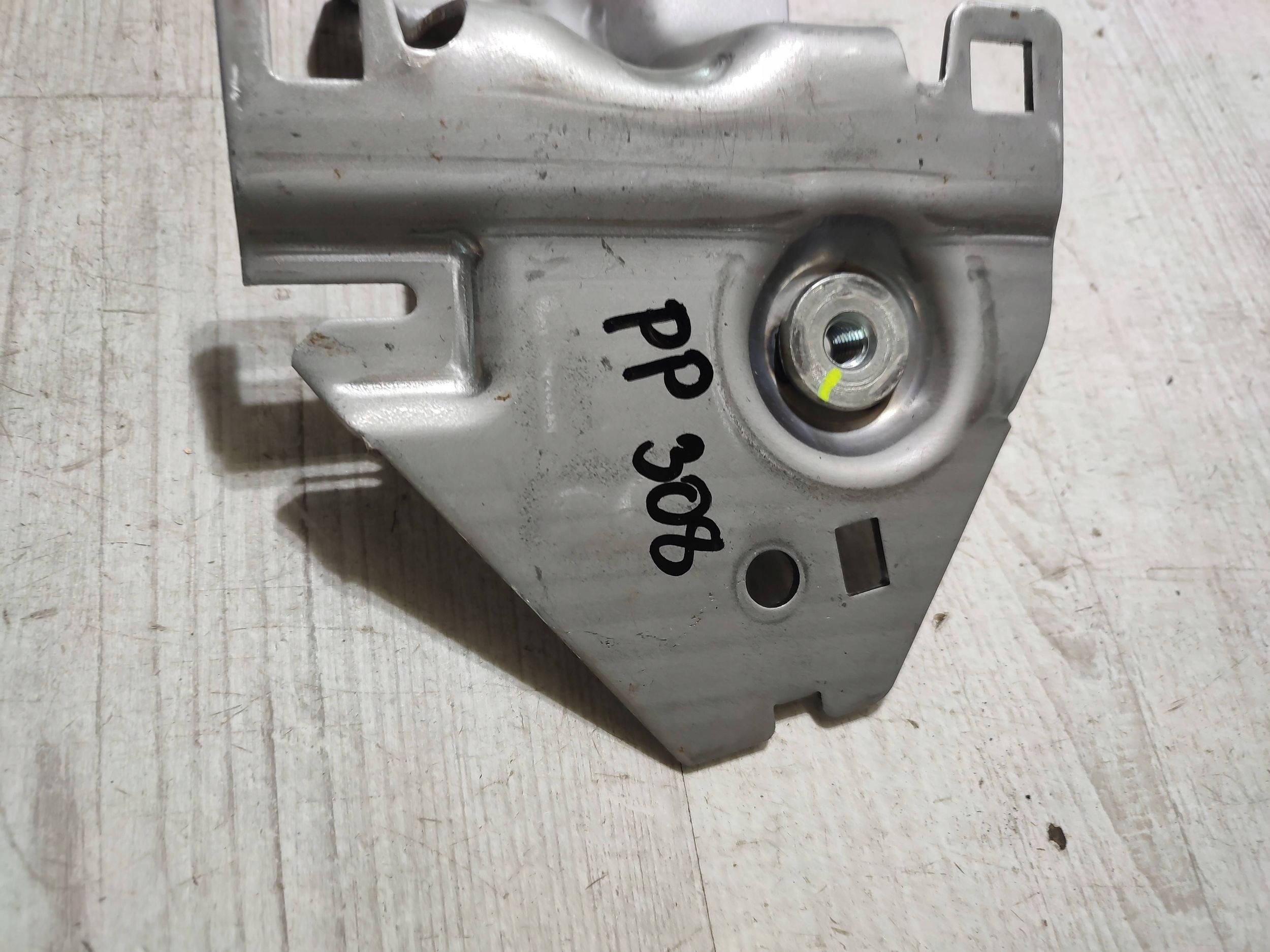 Peugeot 308 2019 front side right bracket holder kanapy