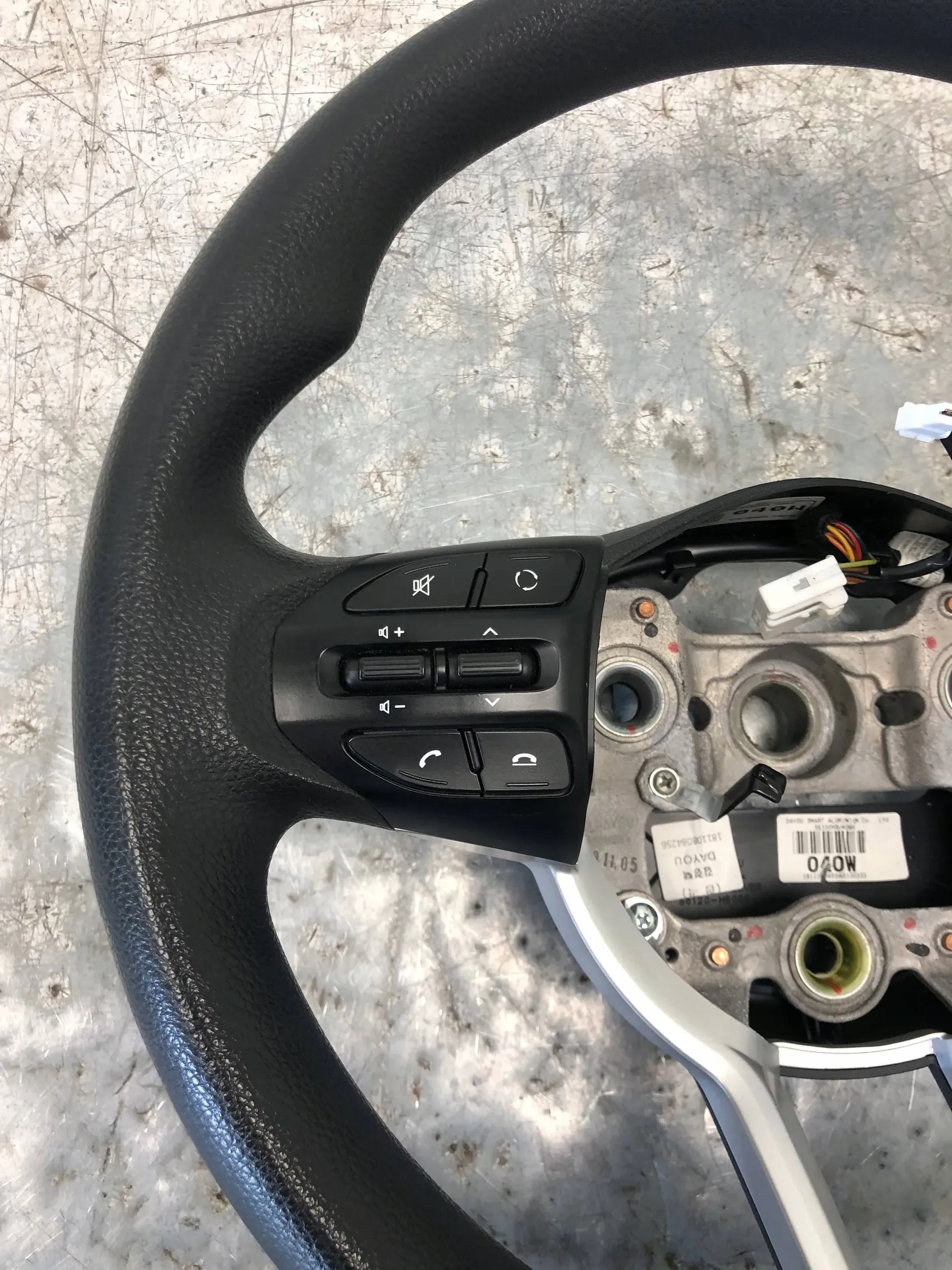 lenkrad PIANKA MULTIFUNKCJA KIA RIO IV 56100H8040WK