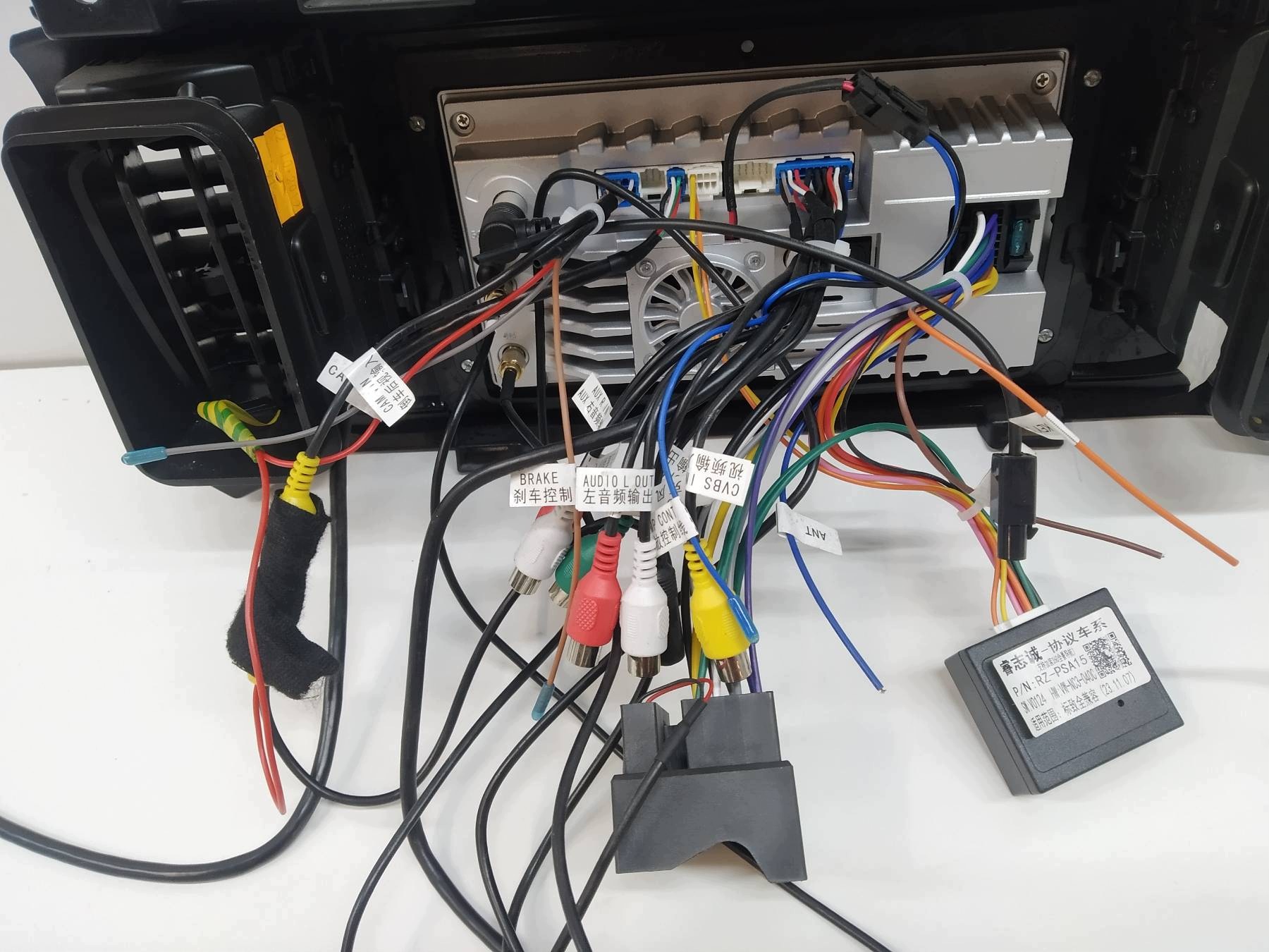 RADIO ANDROID PROACE II JUMPY Peugeot Expert III (2016- )