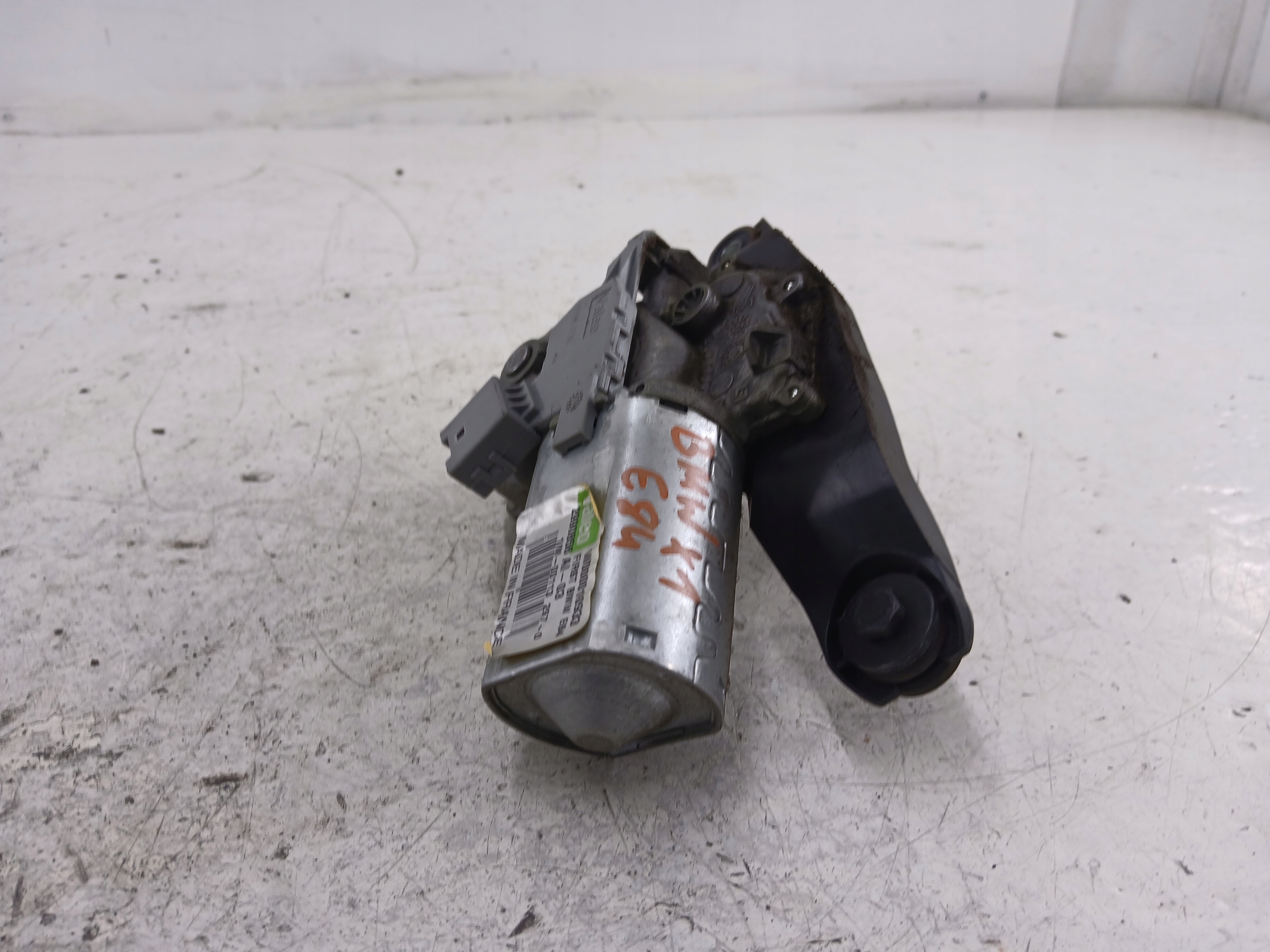 BMW E84 X1 wiper mechanism front 2990856