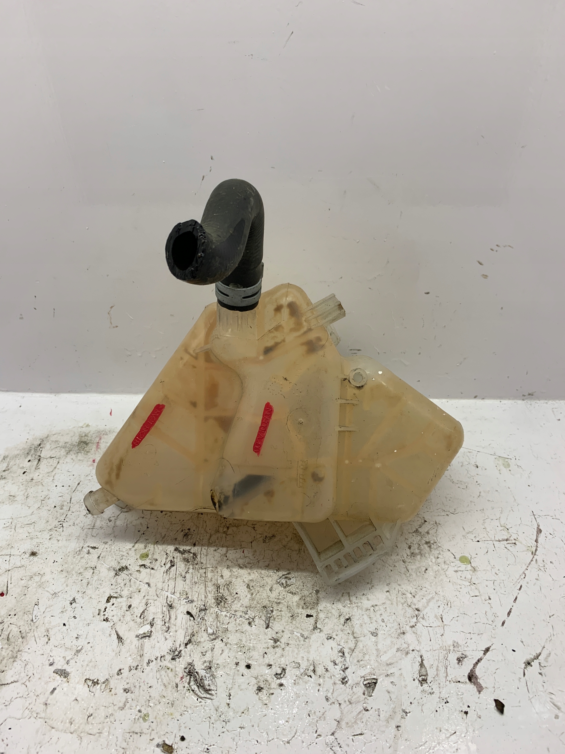 water tank 8V21-8K218B FORD B-MAX (2012-2017) 1.5 TDCI