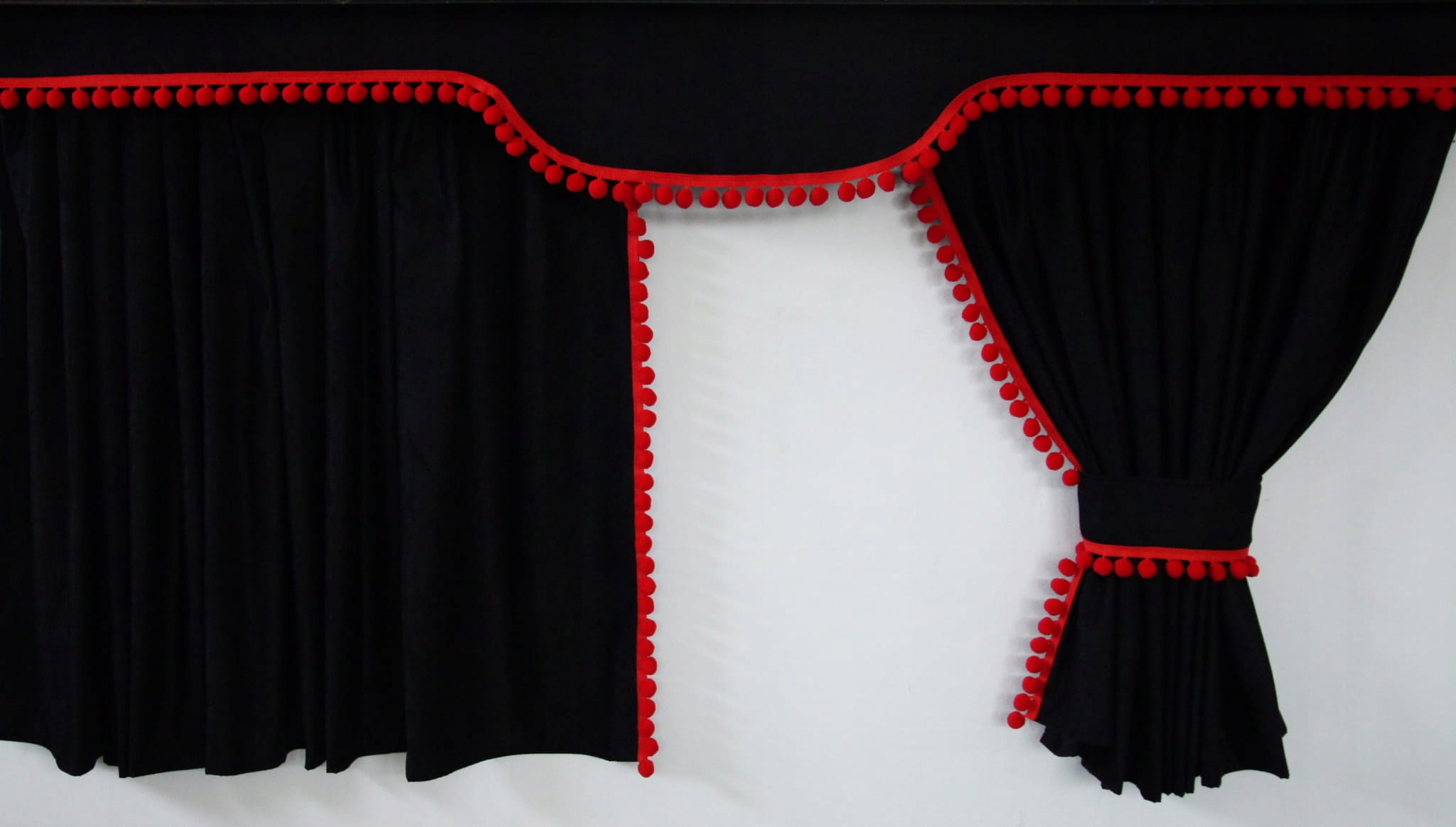 Zasłona TIR typu Costa - MERCEDES - kolor kulek do wyboru