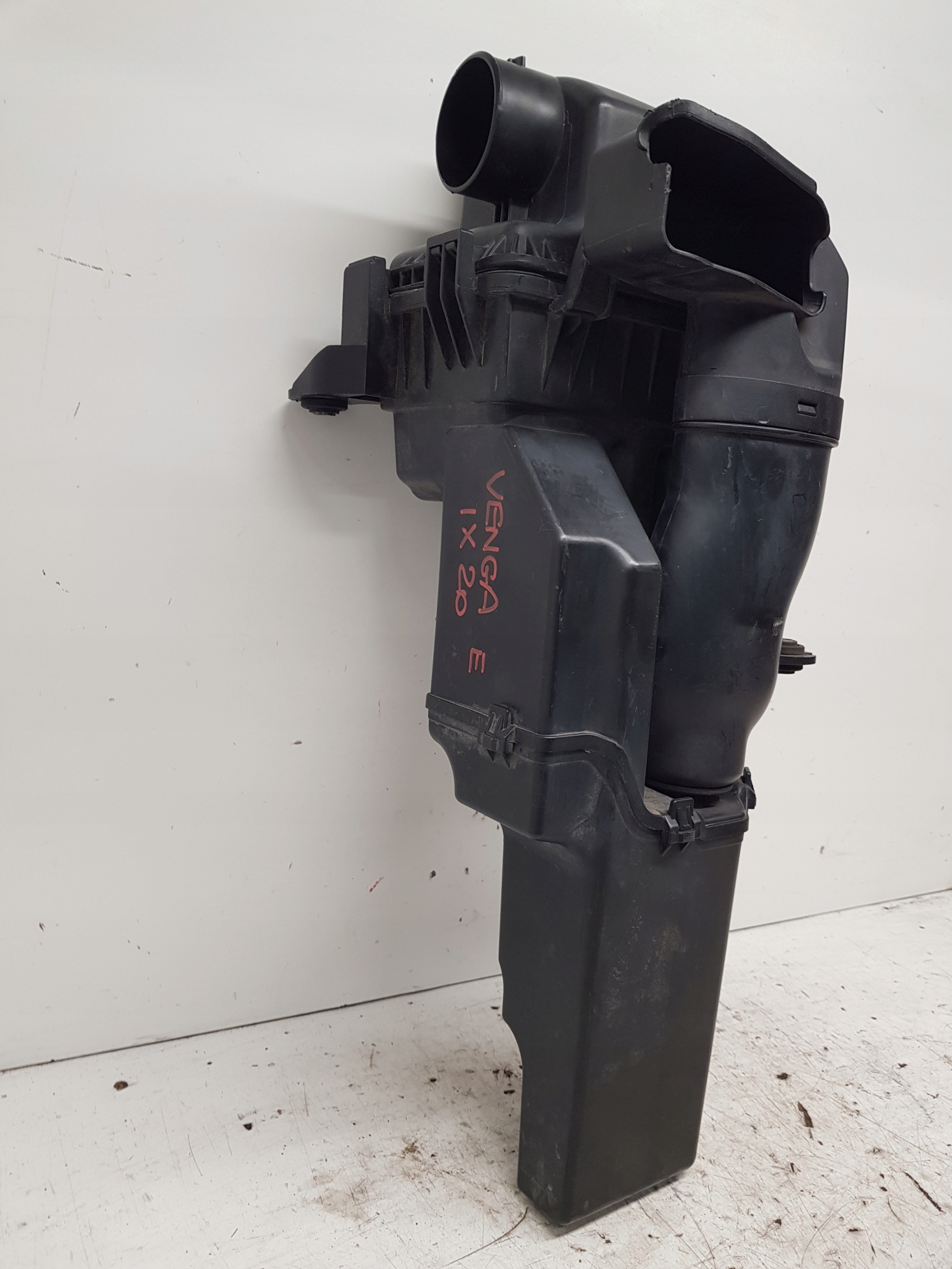 KIA VENGA HYUNDAI IX20 Gehäuse filter luft 14,16E 09-15R