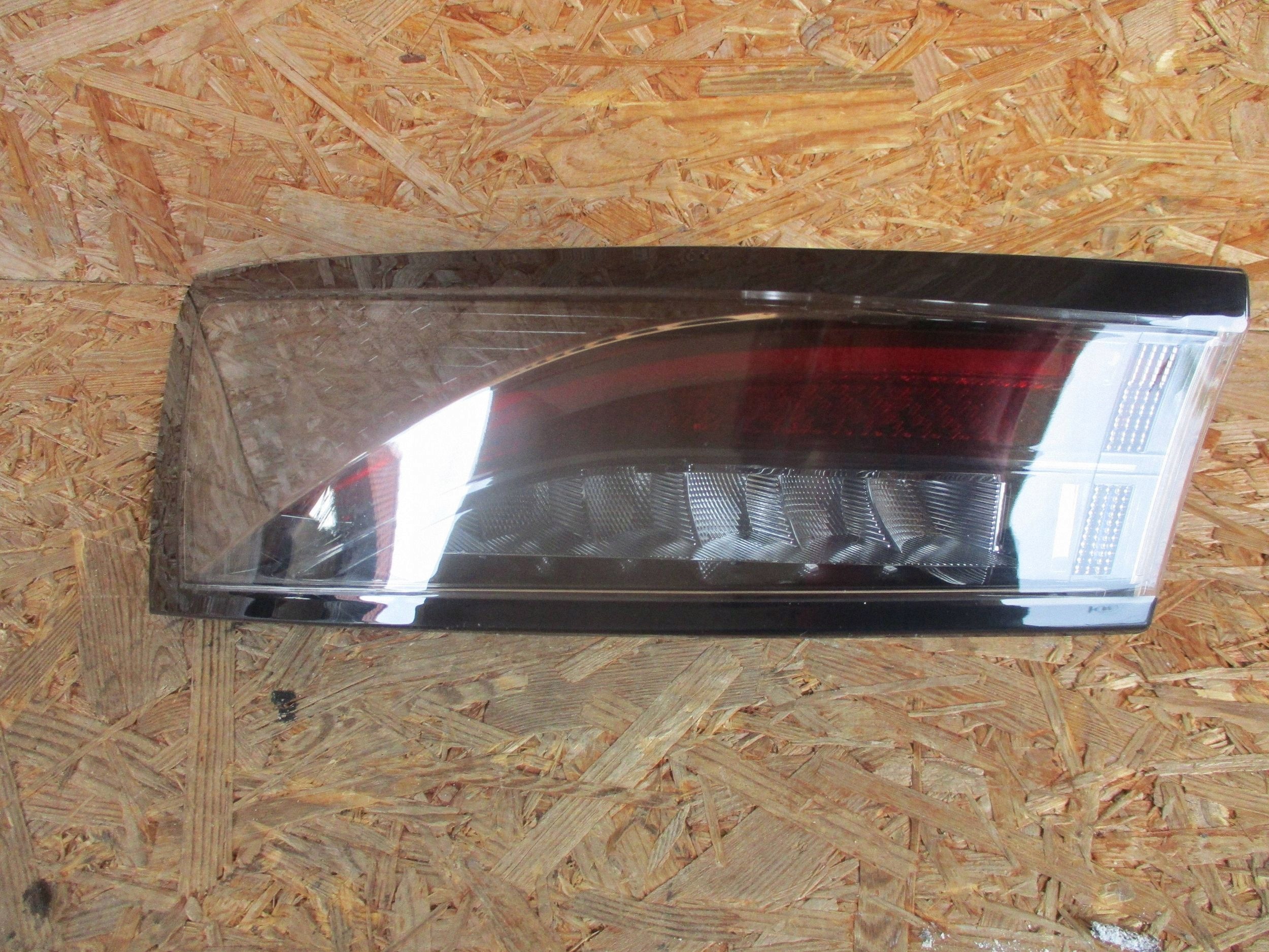 light rear part rear right NISSAN ARIYA ELEKTRYK