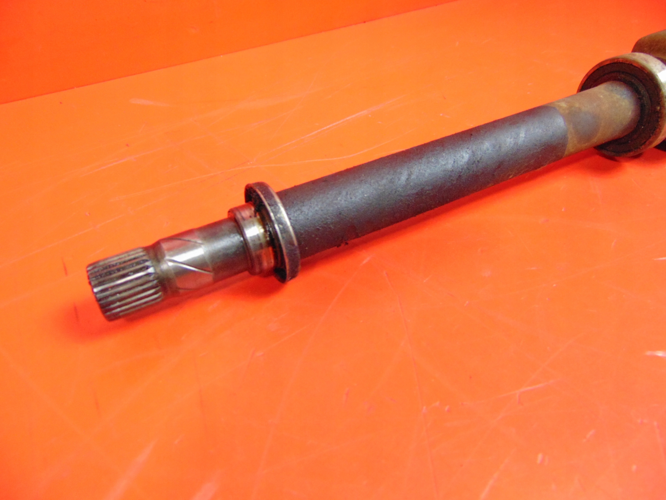RENAULT TWINGO II 2 1.5 DCI semi-axis right long 8200882435