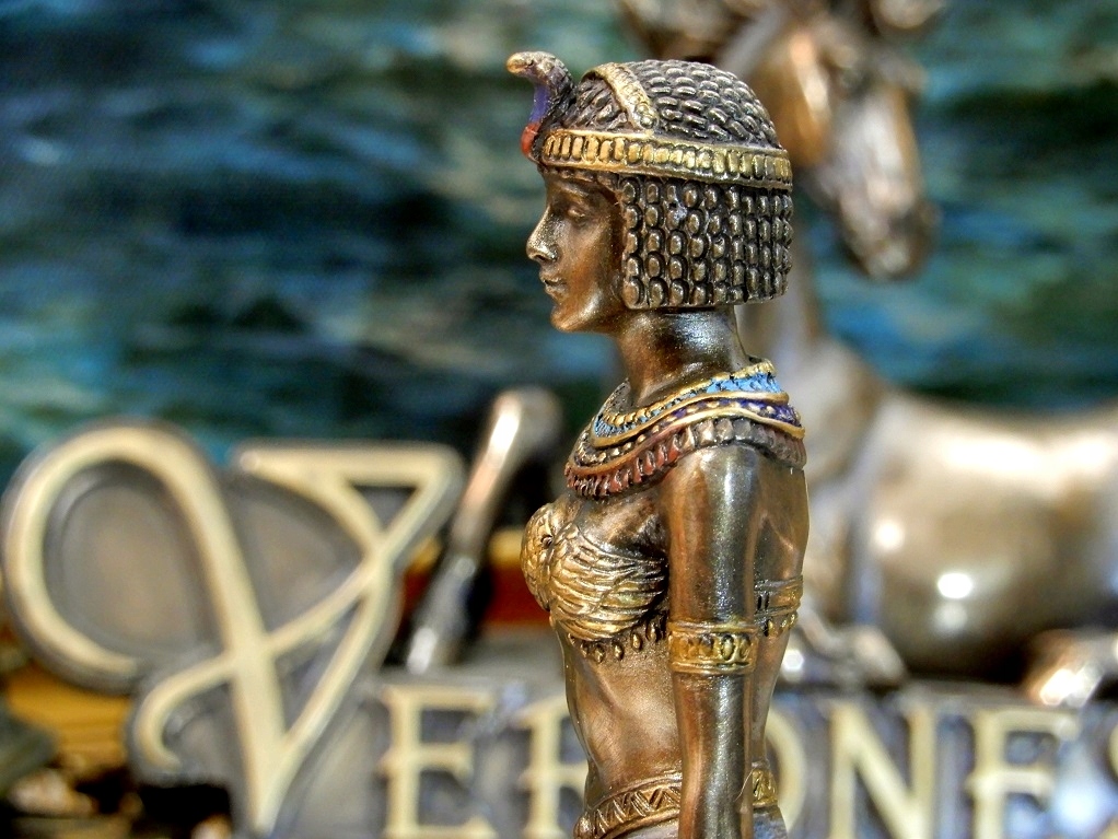 SZKATUŁKA EGIPT SECESJA VERONESE PREZENT GRAWER n Materiał inny