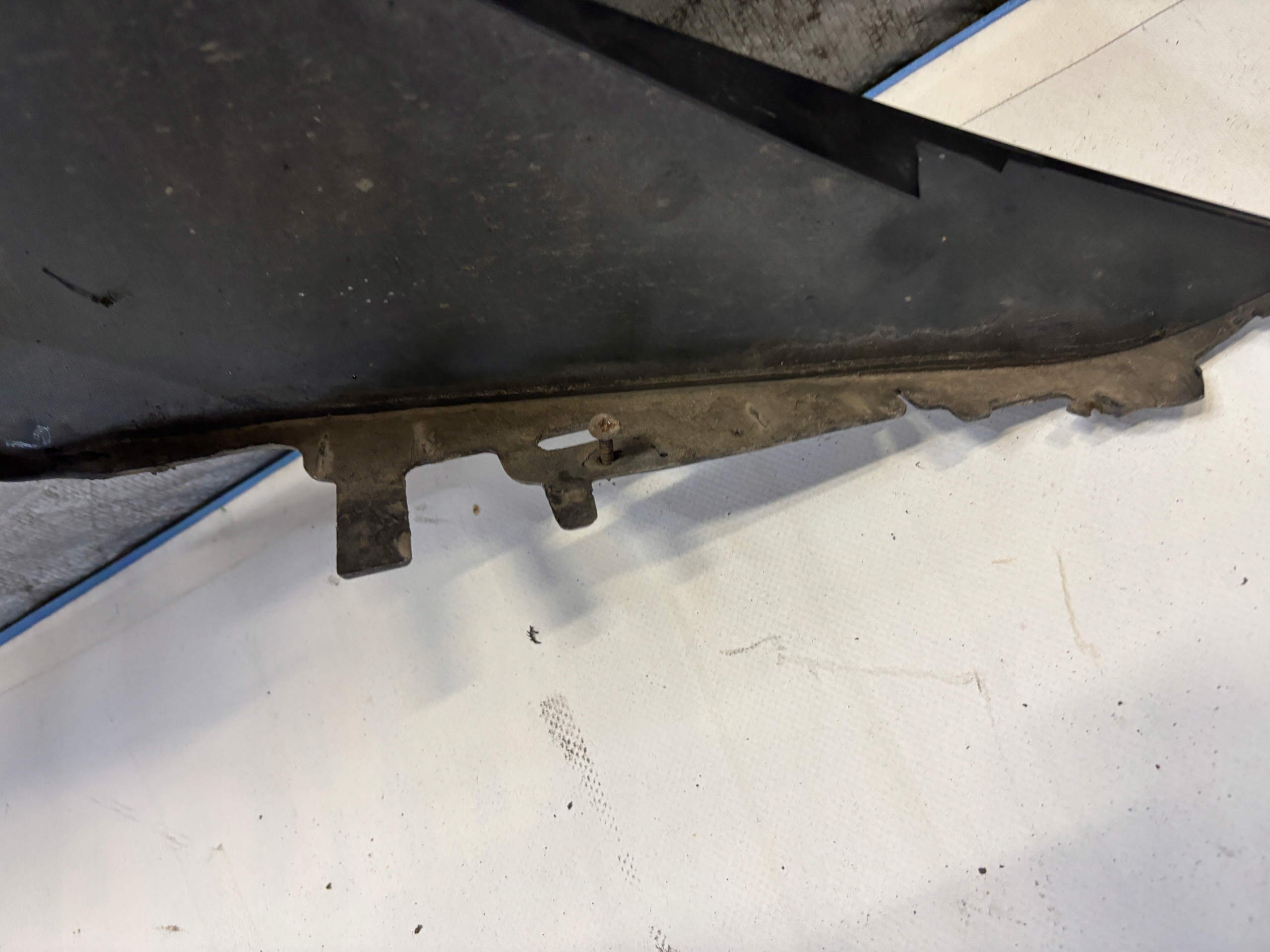 parafango sinistra Anteriore Peugeot 307 e lift k: EXLD