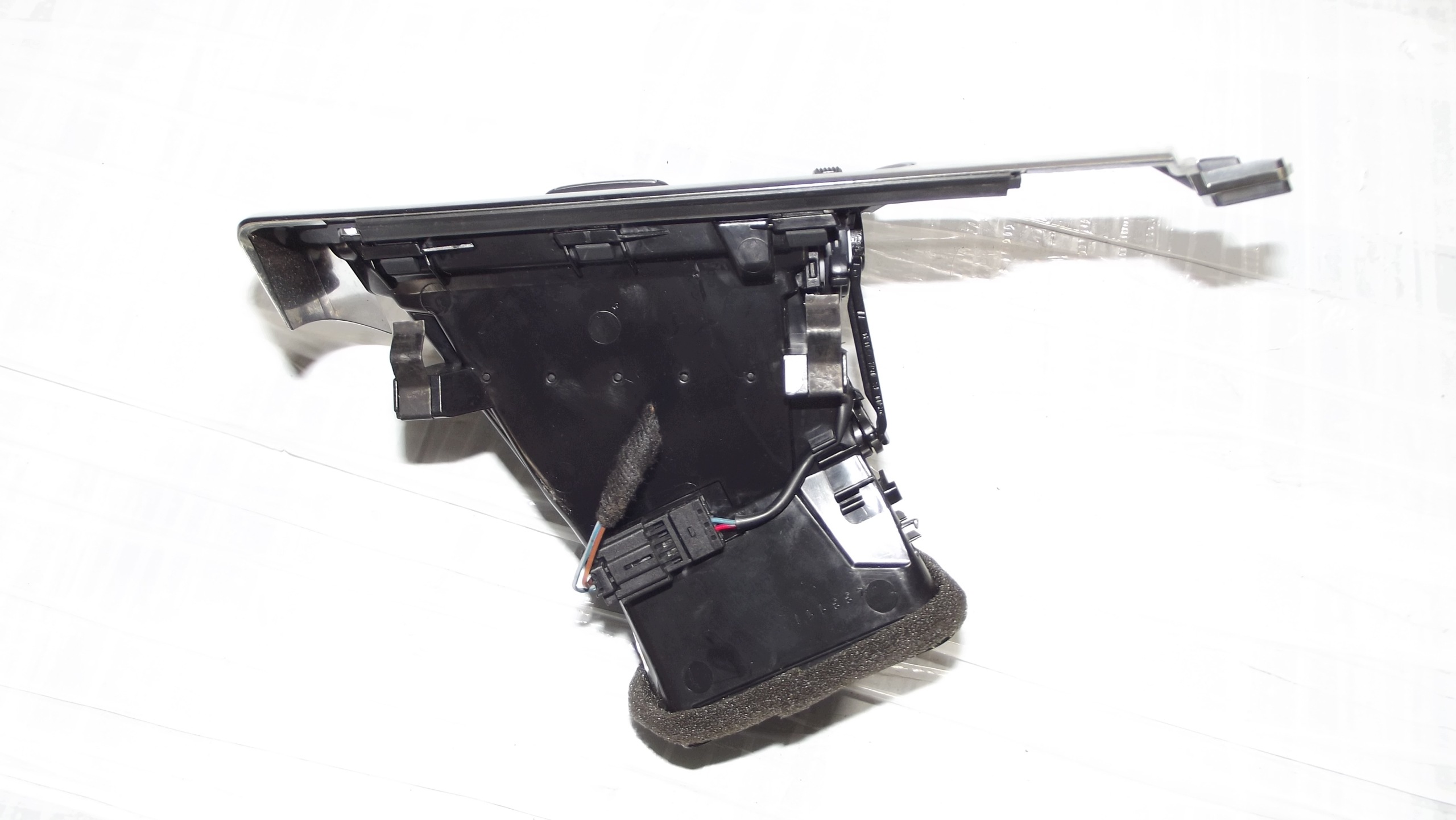 Audi A6 C7 grid air conditioning devices left 4G1820901