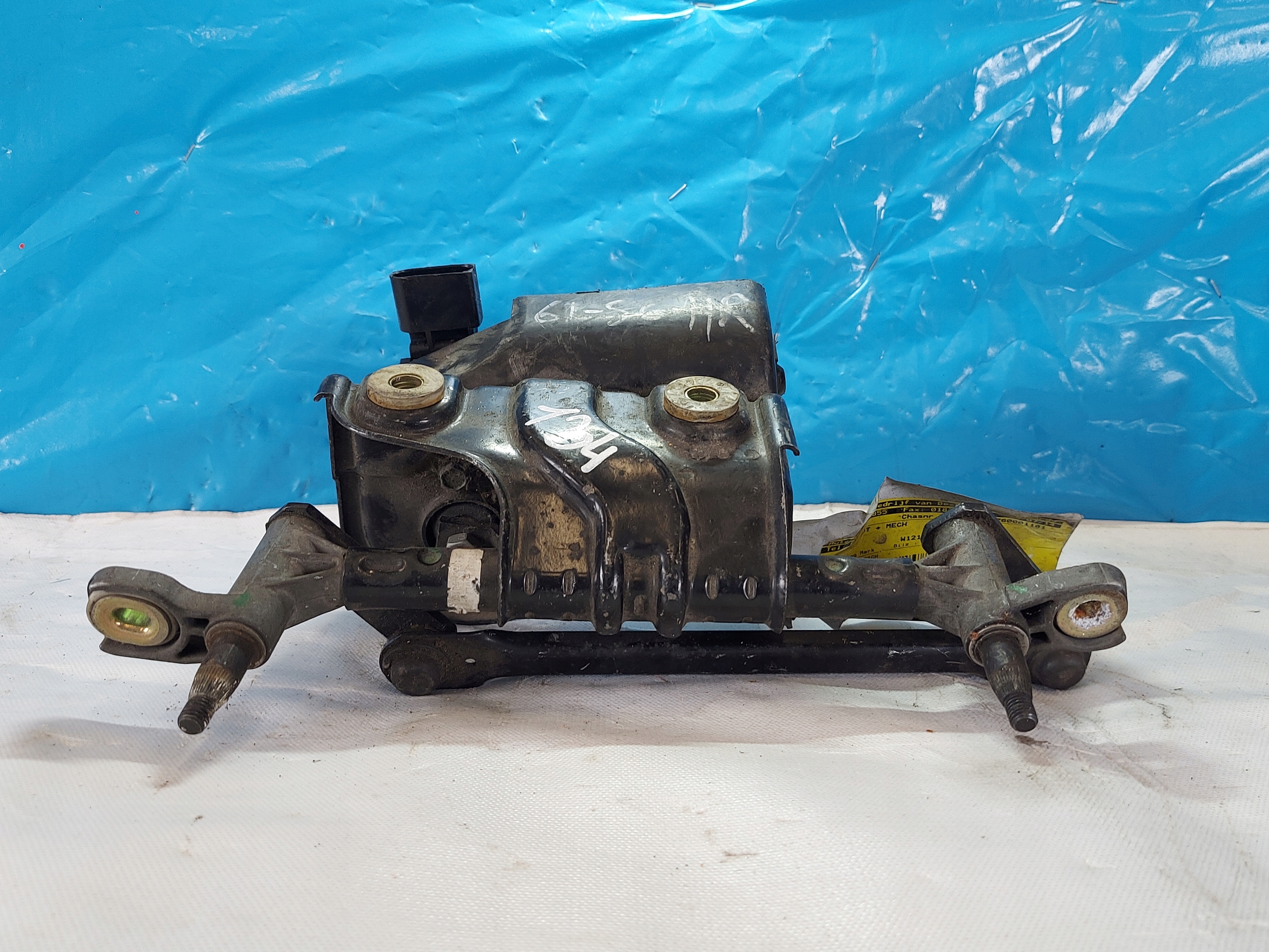 wiper mechanism VW FOX 2012R 5Z0955023C front